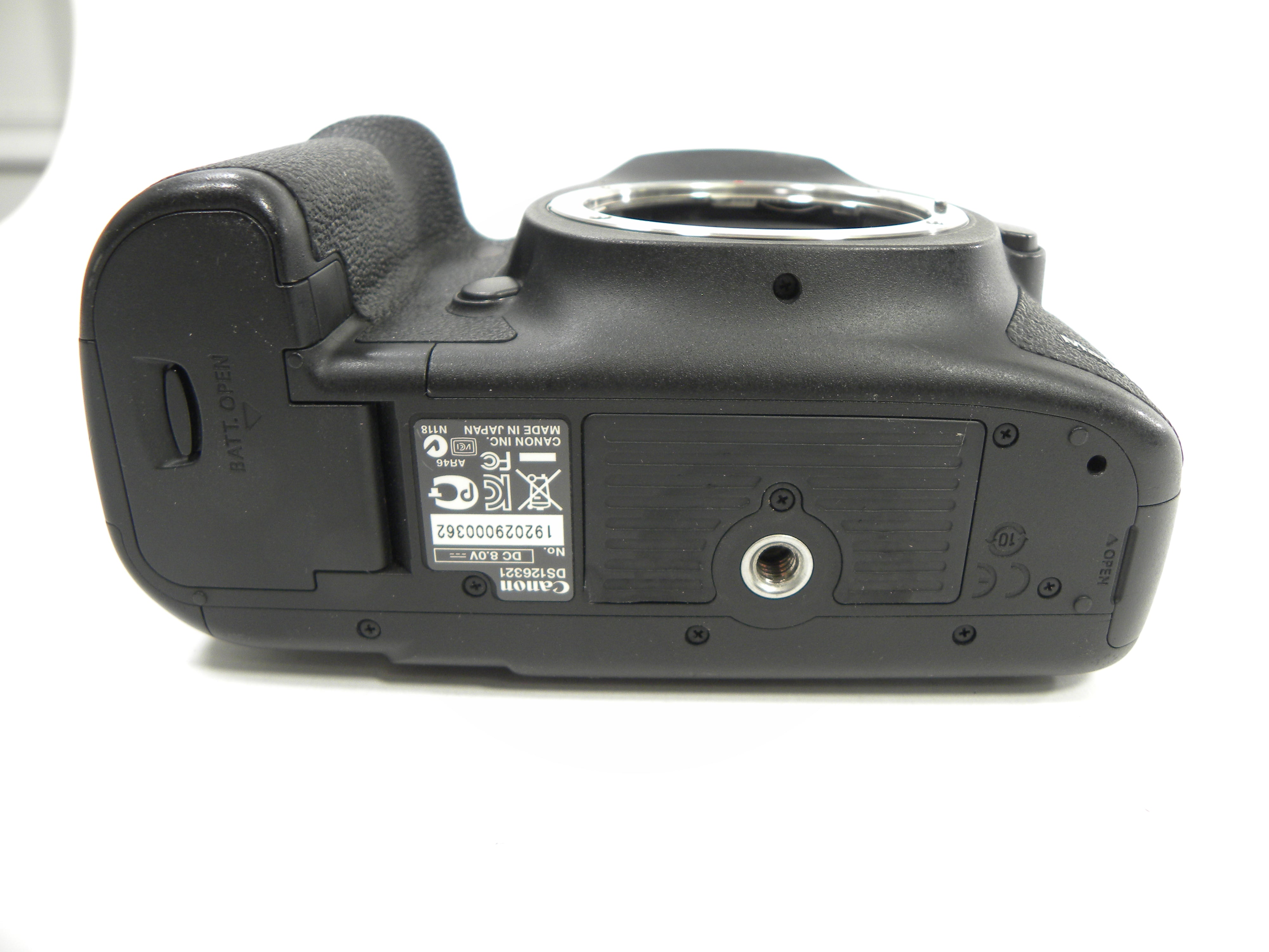 Canon EOS 5D Mark III 22.3mp Digital SLR Body only Shutter Ct. 133,142