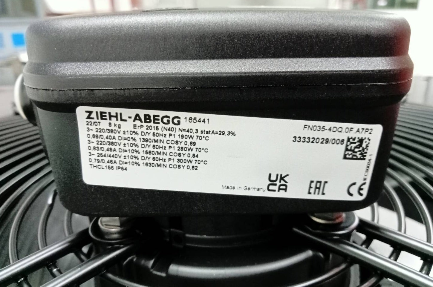 FN035-4DQ.0F.A7P2 ZIEHL-ABEGG Axial Fan