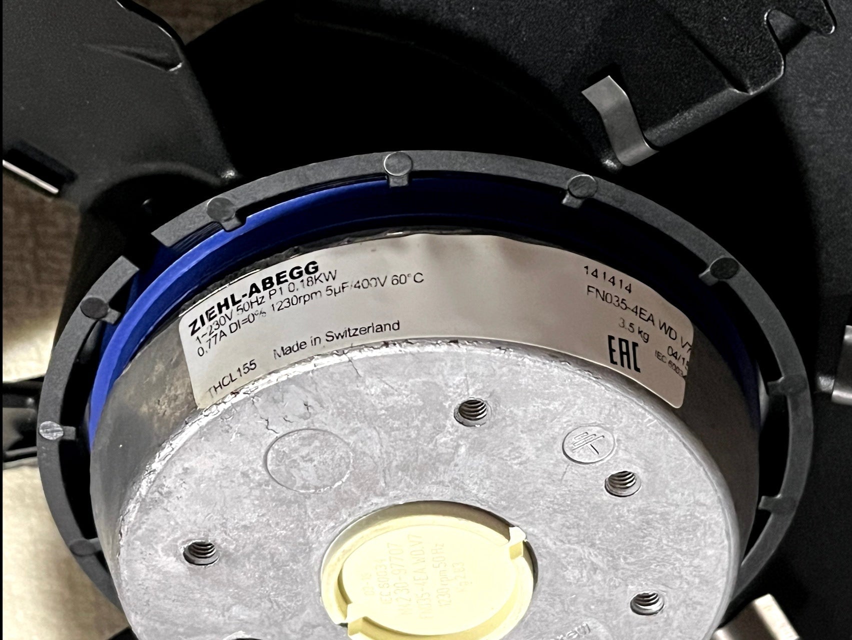 FN035-4EA.WD.V7 ZIEHL-ABEGG Axial Fan 0.18kW 230V 0.77A 1230rpm
