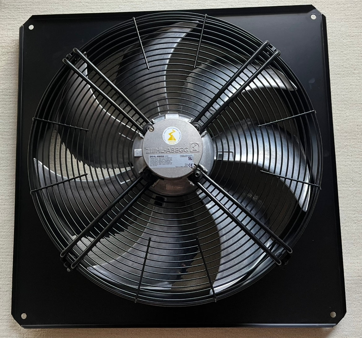 FN050-VDQ.41.A7P1  ZIEHL-ABEGG Axial Fan 400V 0.83/0.55kW 1.45/0.97A 1330/940rpm