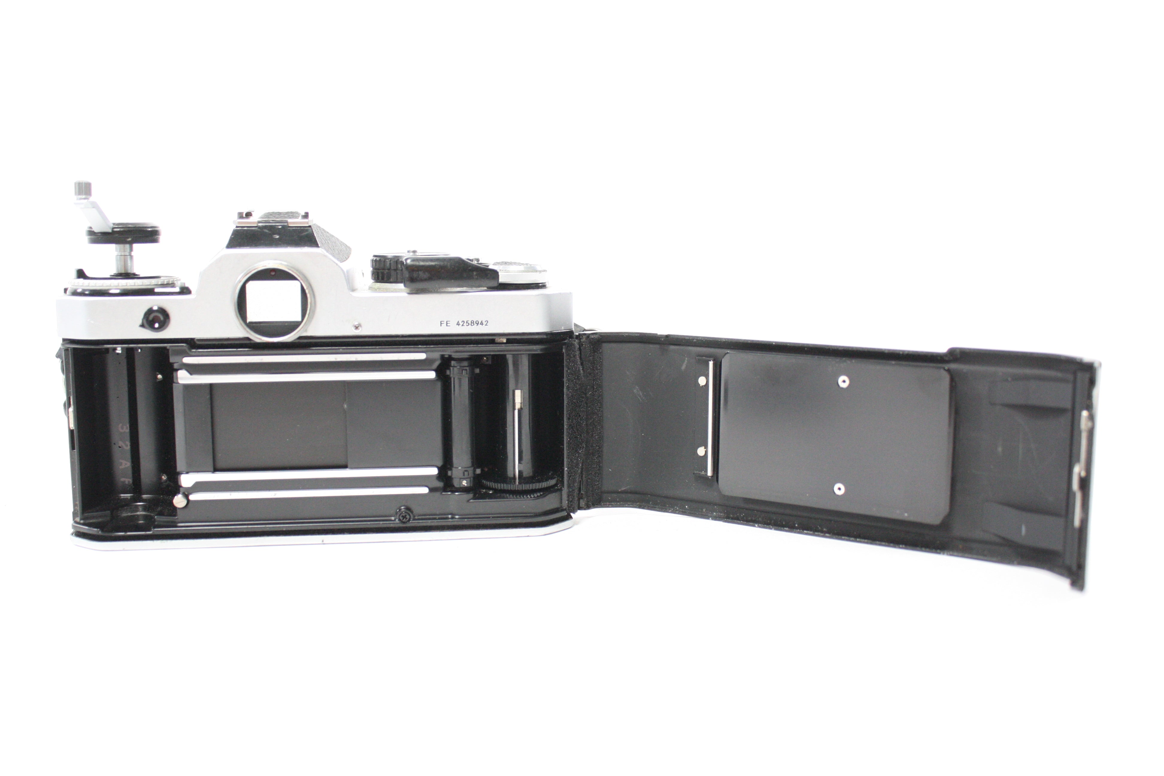 Nikon FE 35mm SLR Camera Body