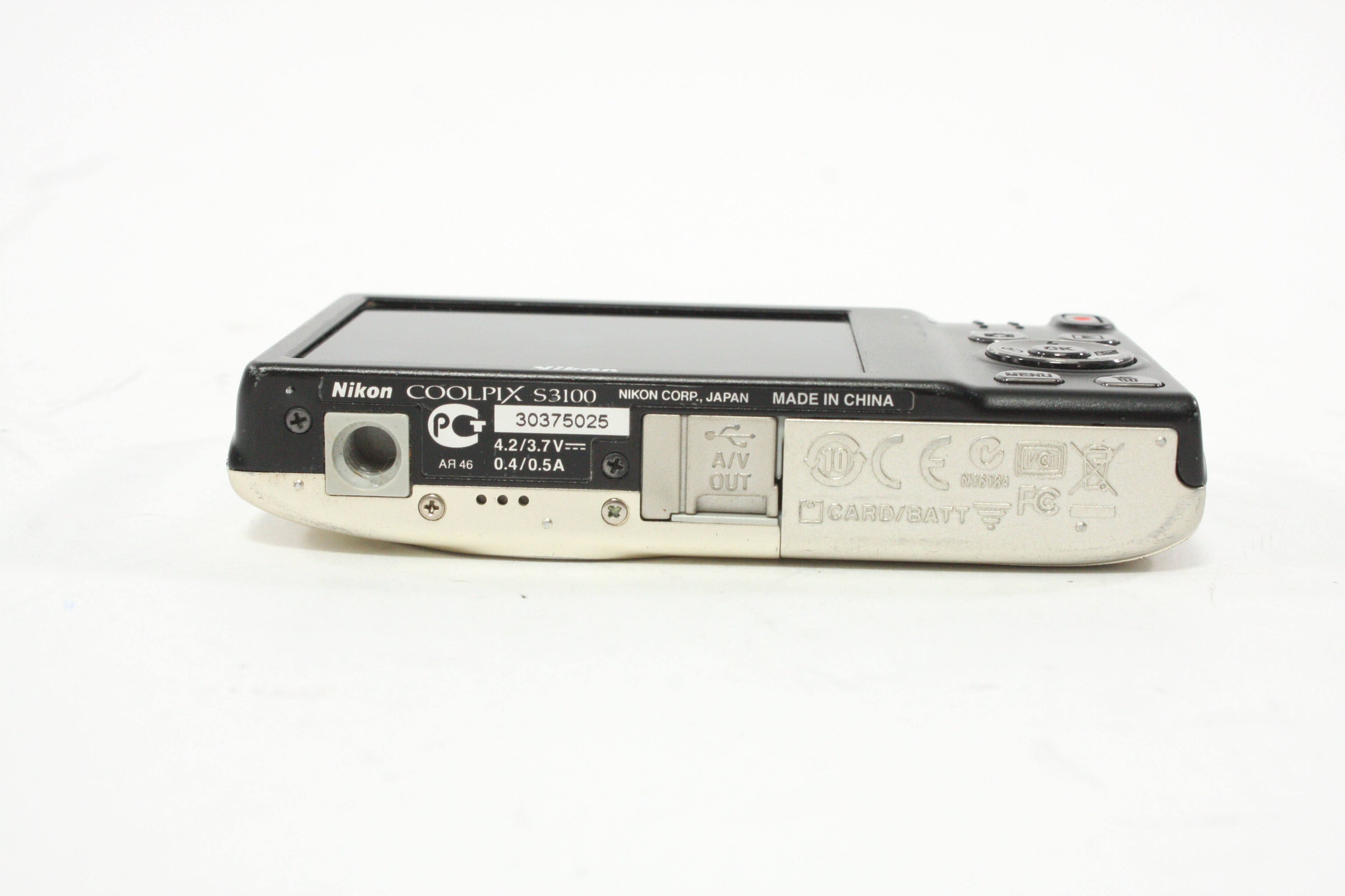 Nikon Coolpix S3100 Digital Point-and-Shoot Camera 5x Zoom 14.0mp