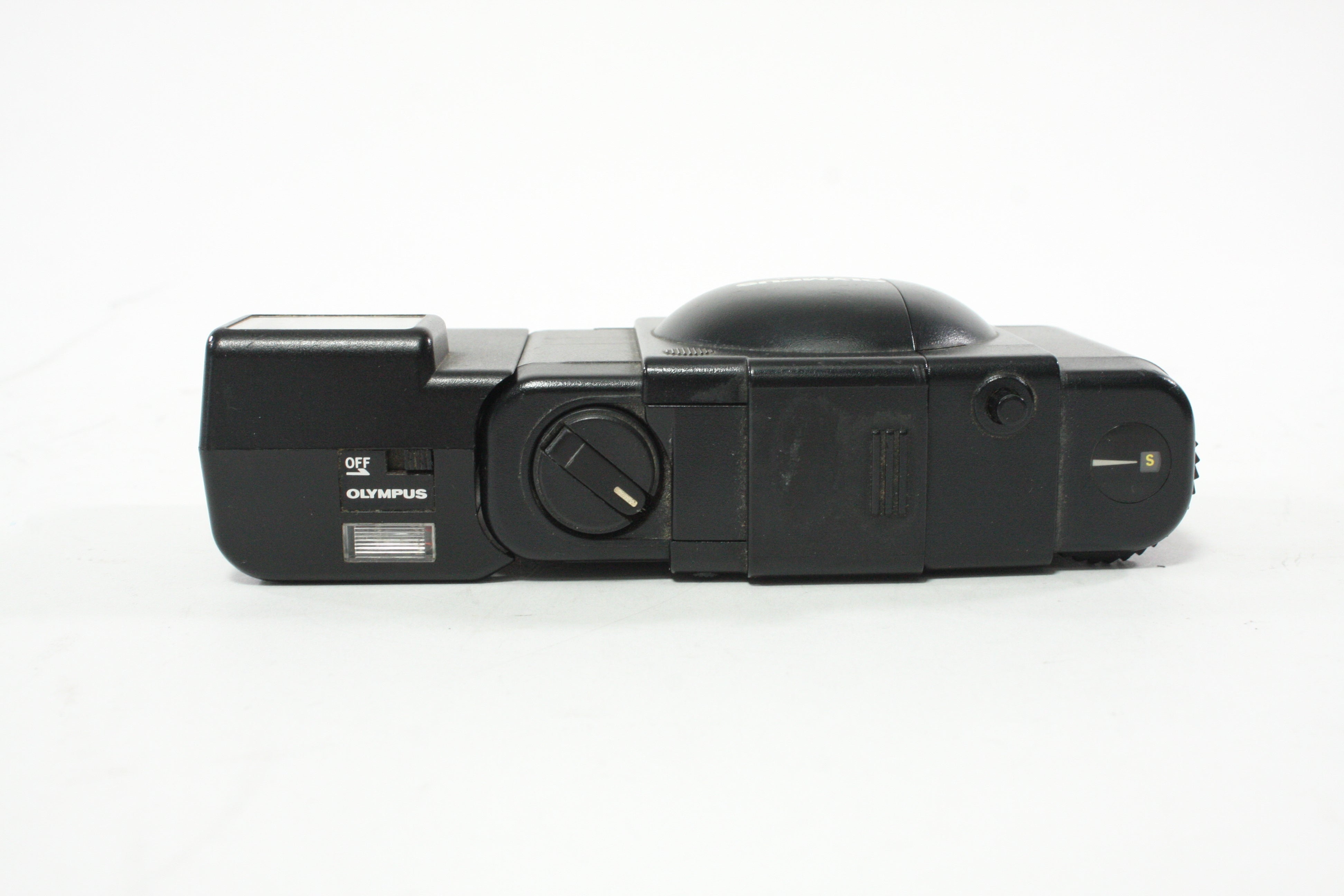 Olympus XA 1 35mm Camera with A9M Electronic Flash
