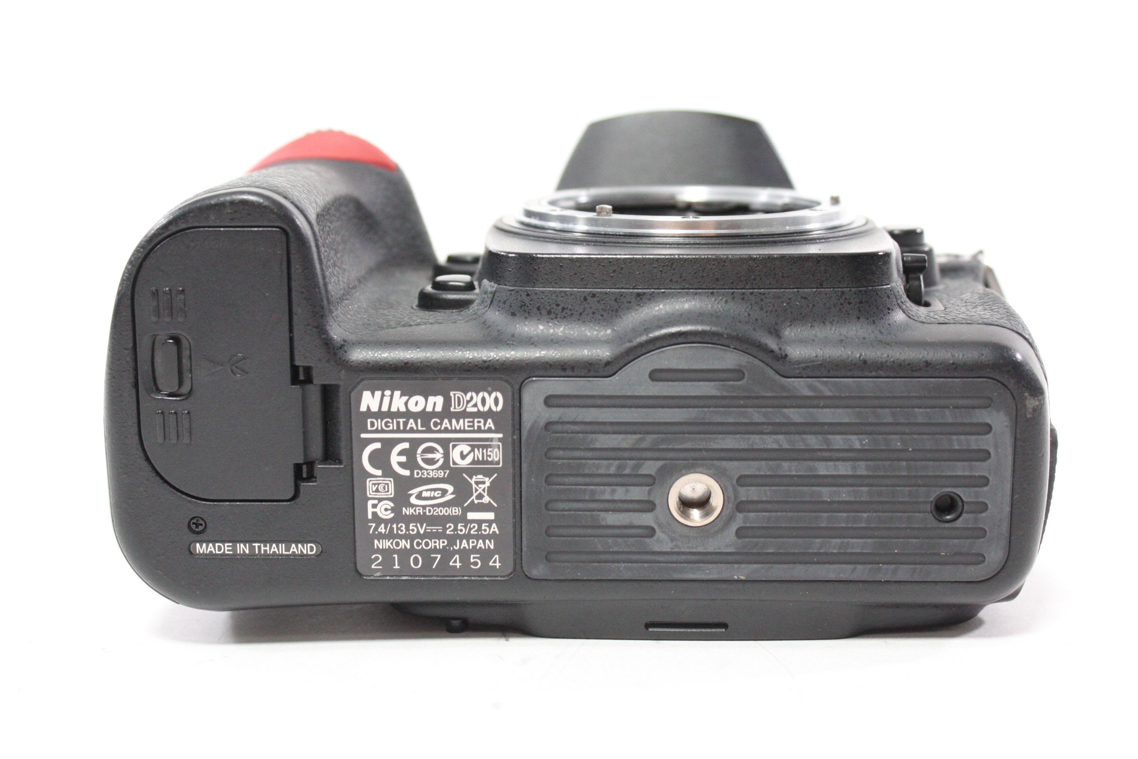 Nikon D200 DSLR Camera Body with Shutter Count 42,142