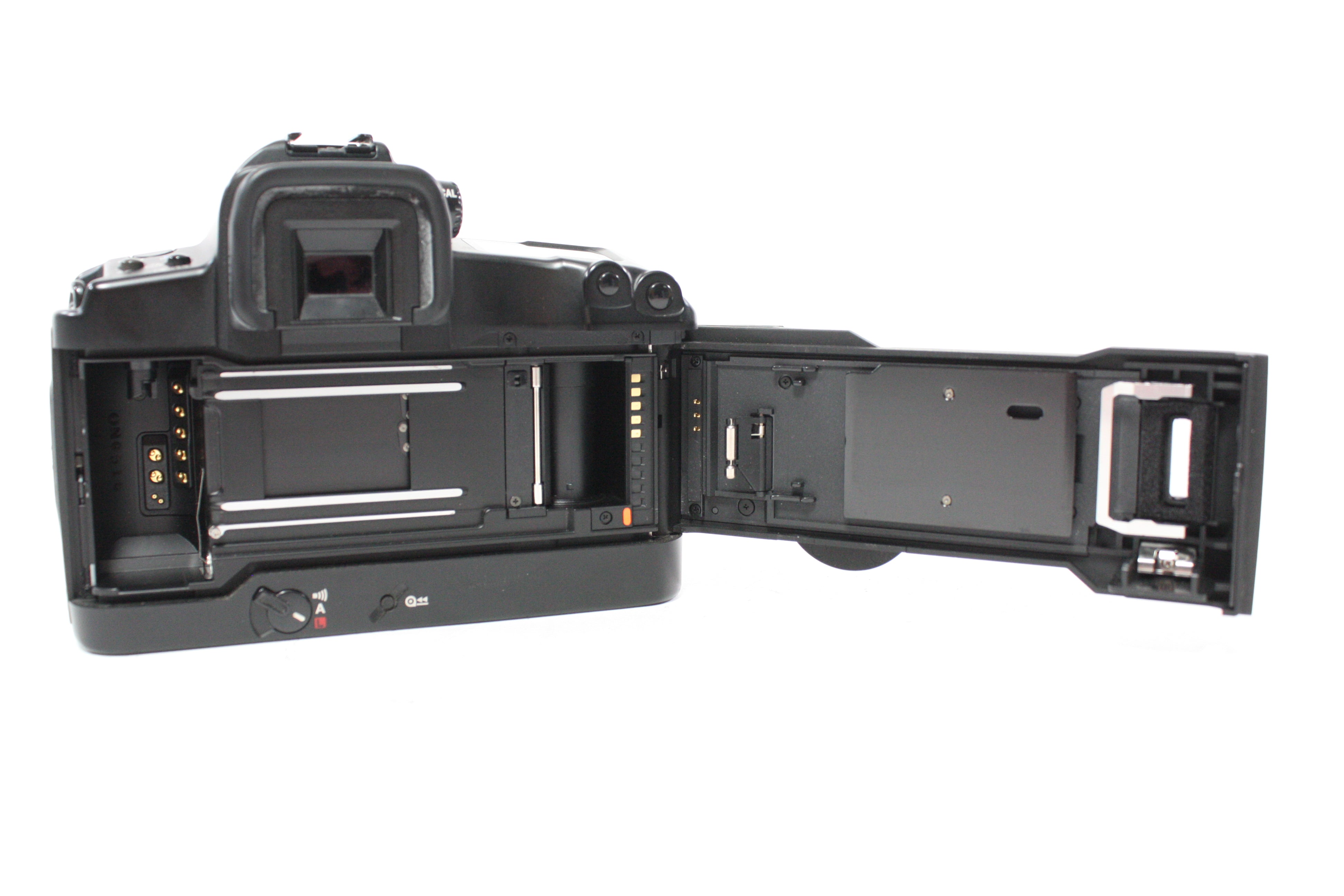 Canon EOS 3 35mm SLR Camera Body