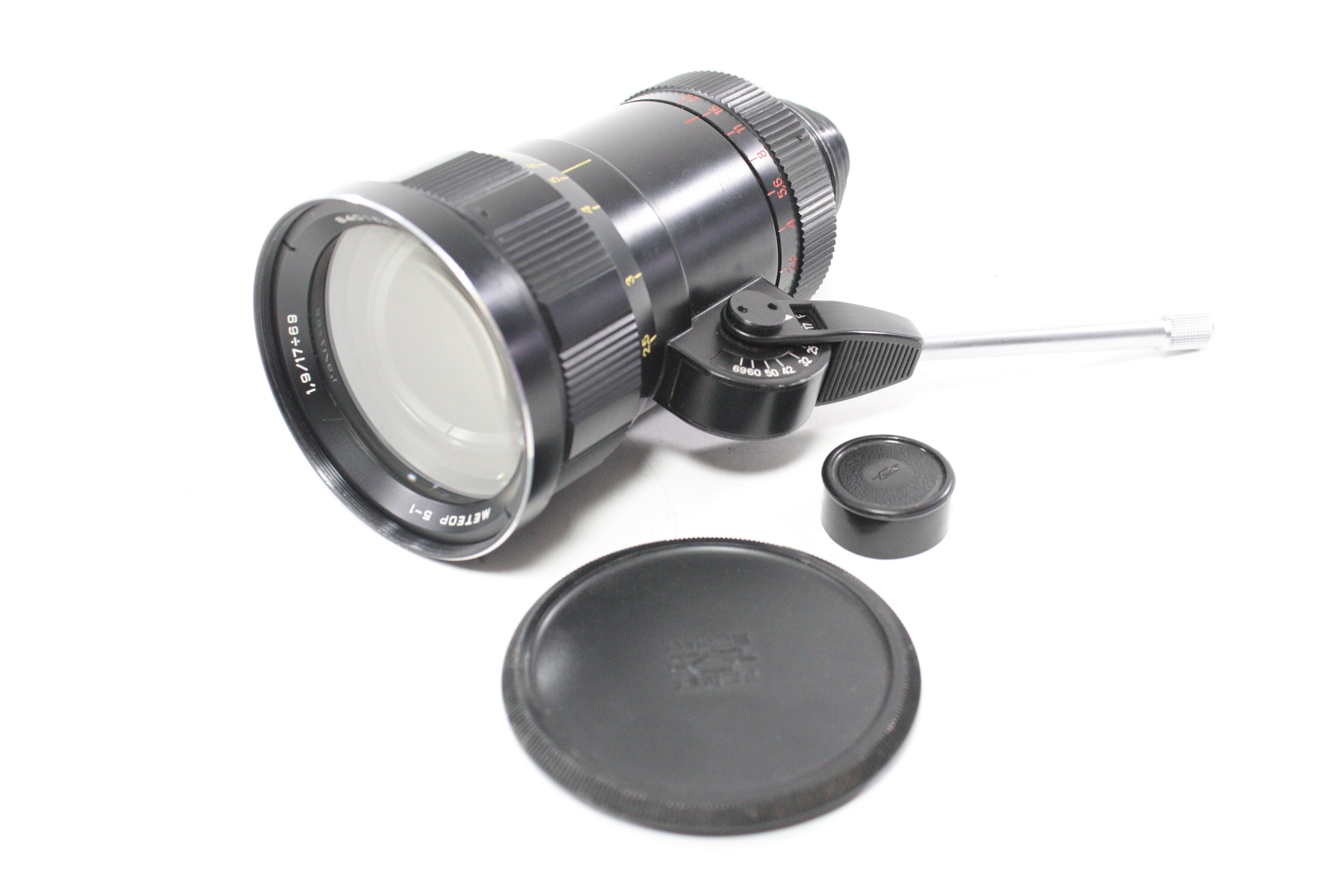 Meteor 5-1 17-69mm f/1.9 Lens for M42 Mount