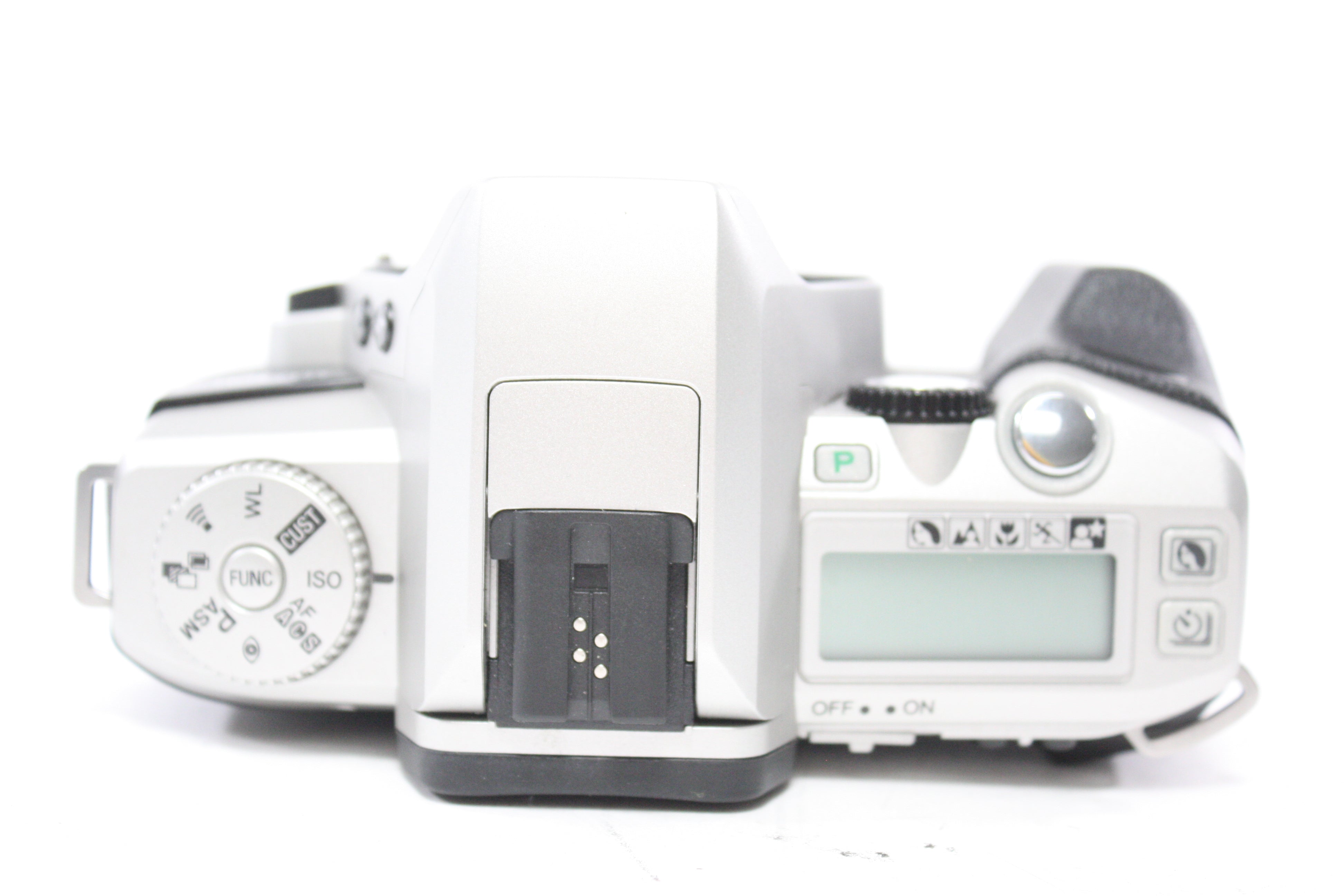 Minolta Maxxum 4 35mm SLR Camera Body