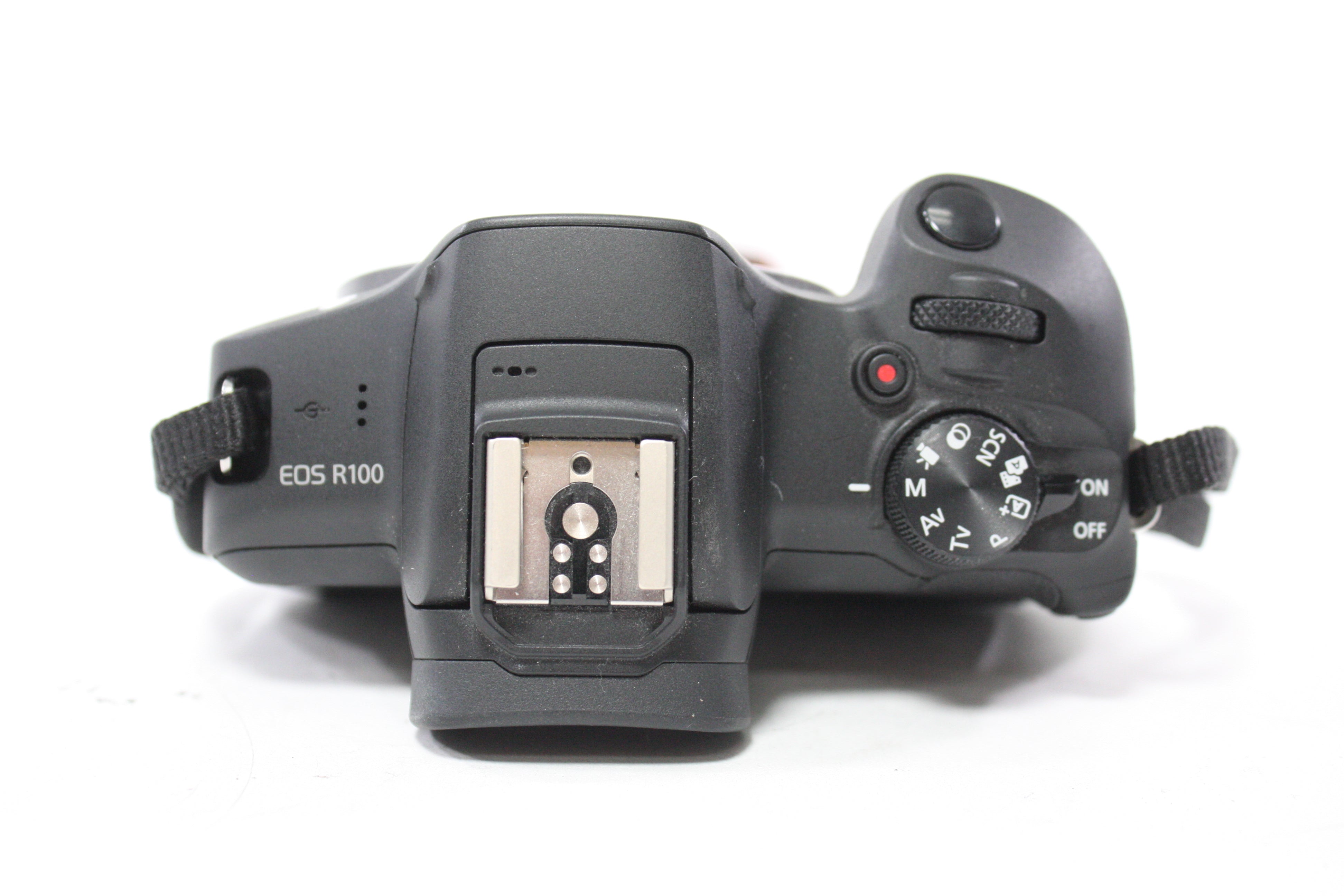 Canon R100 Digital Mirrorless Camera with 18-45mm f/4.5-6.3 IS STM RF-S Lens with Shutter Count Less Than 1,000