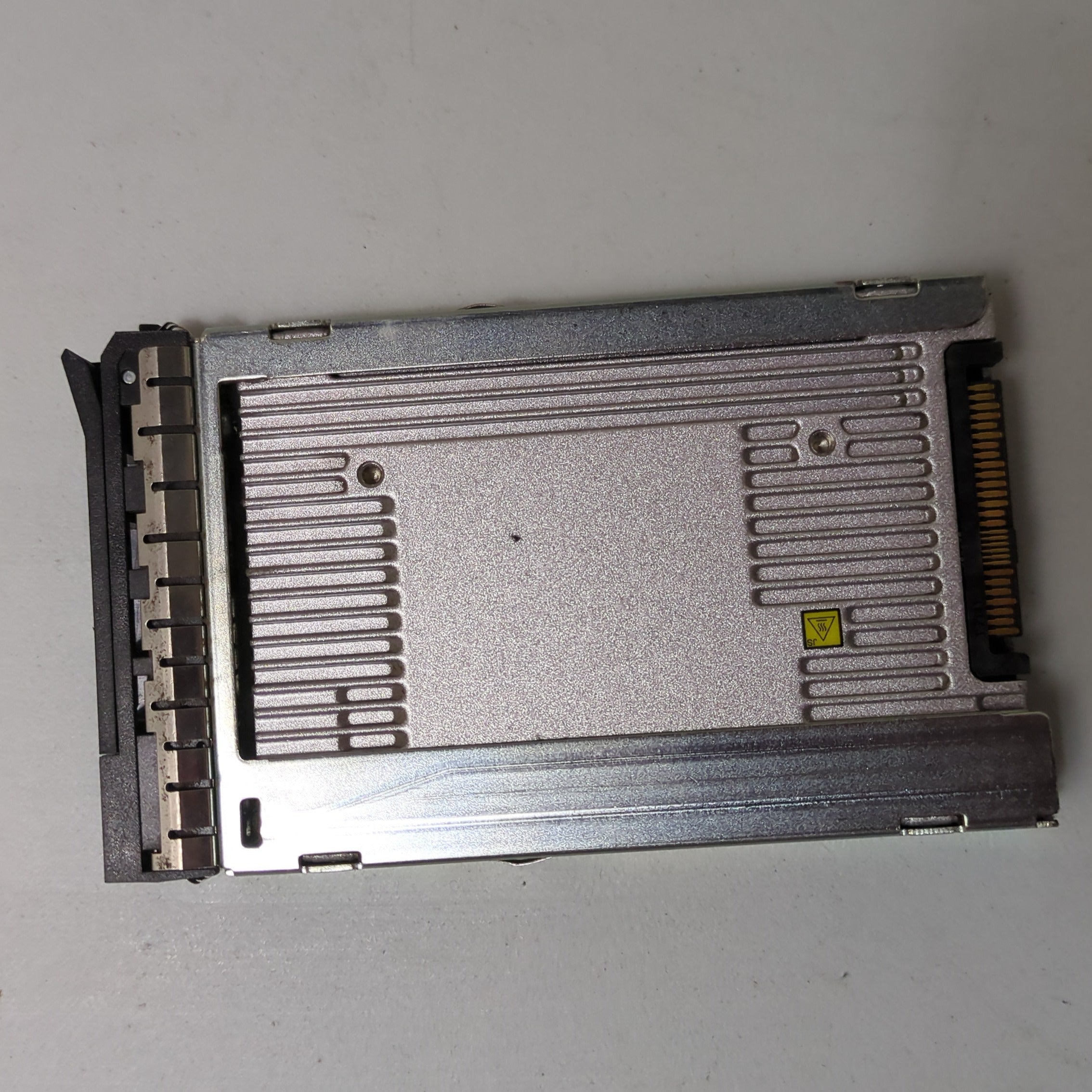 IBM 03GU600 - 9.6TB NVMe Flash Module Connector View | Alo Tech Solutions