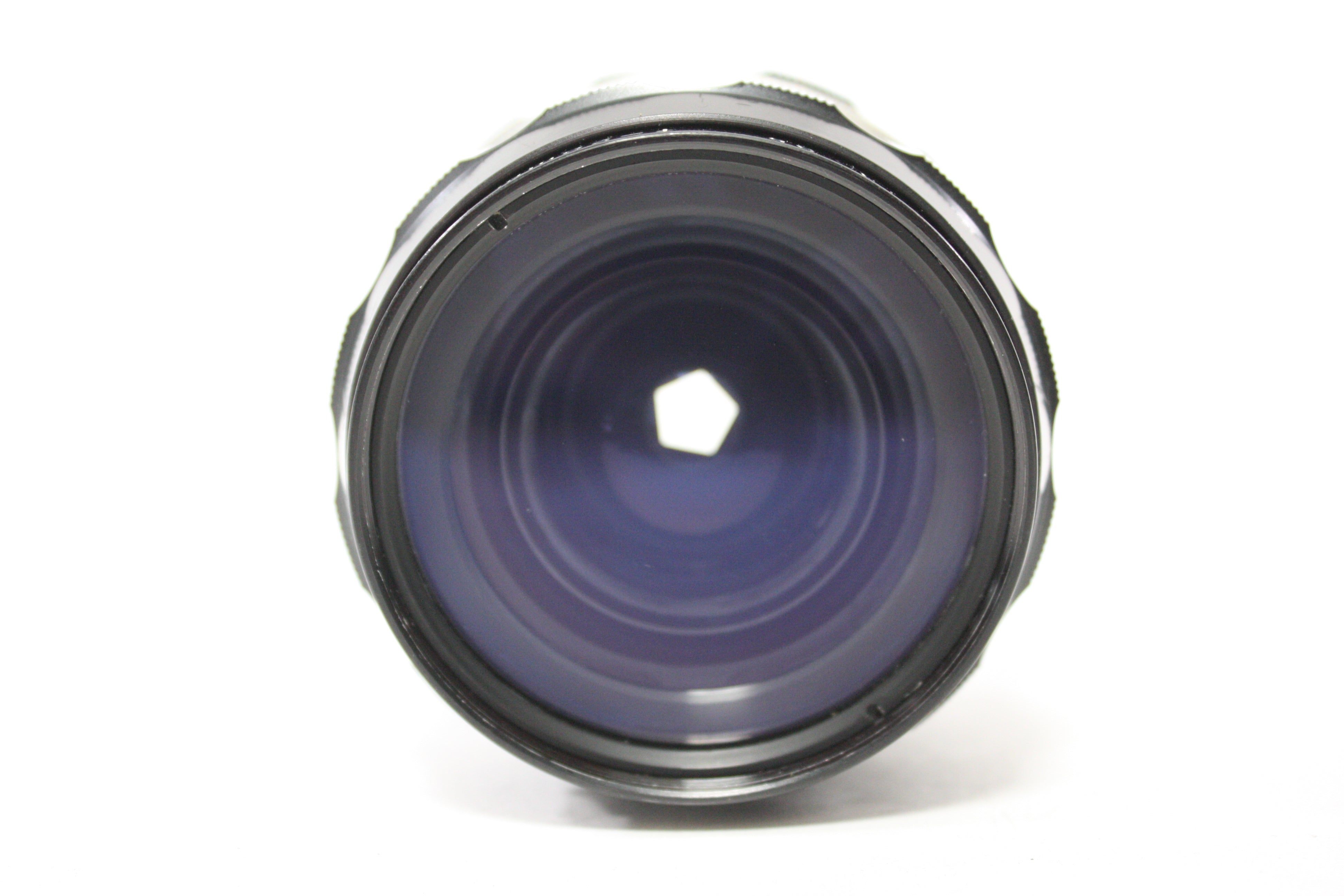 Nikon 28mm f/3.5 Nikkor-H Auto Non AI Lens for F Mount