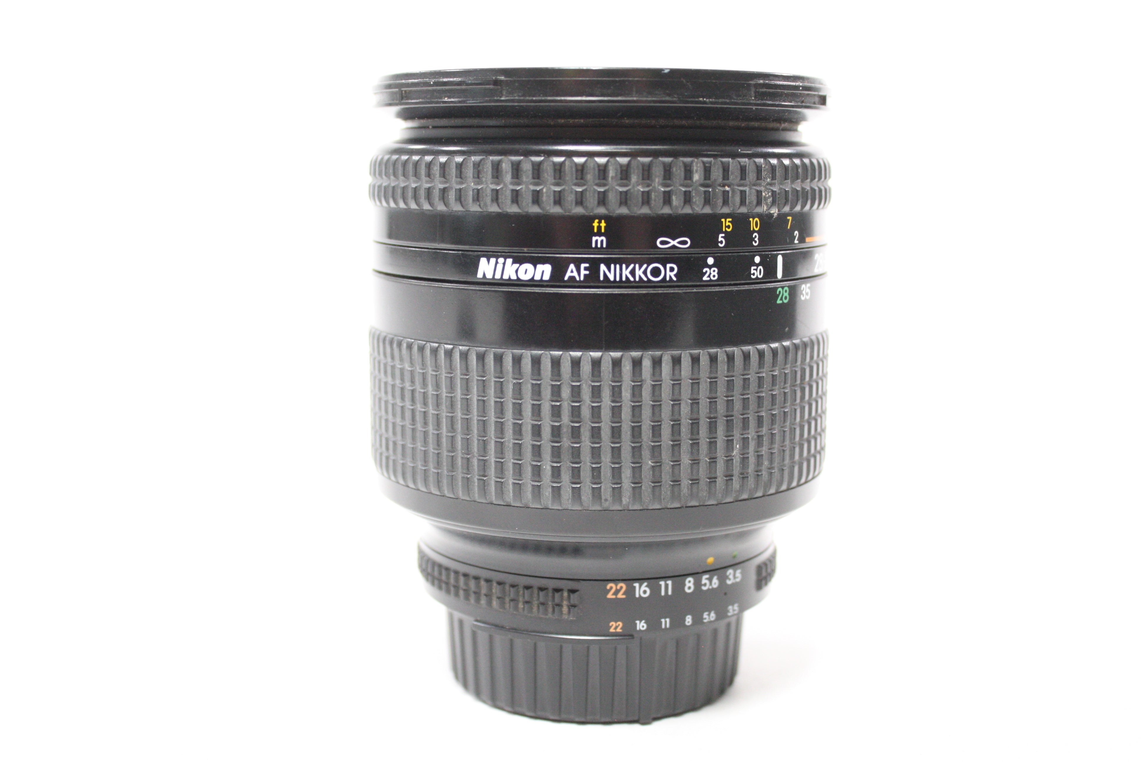 Nikon 28-200mm f/3.5-5.6 D AF Nikkor Lens for F Mount