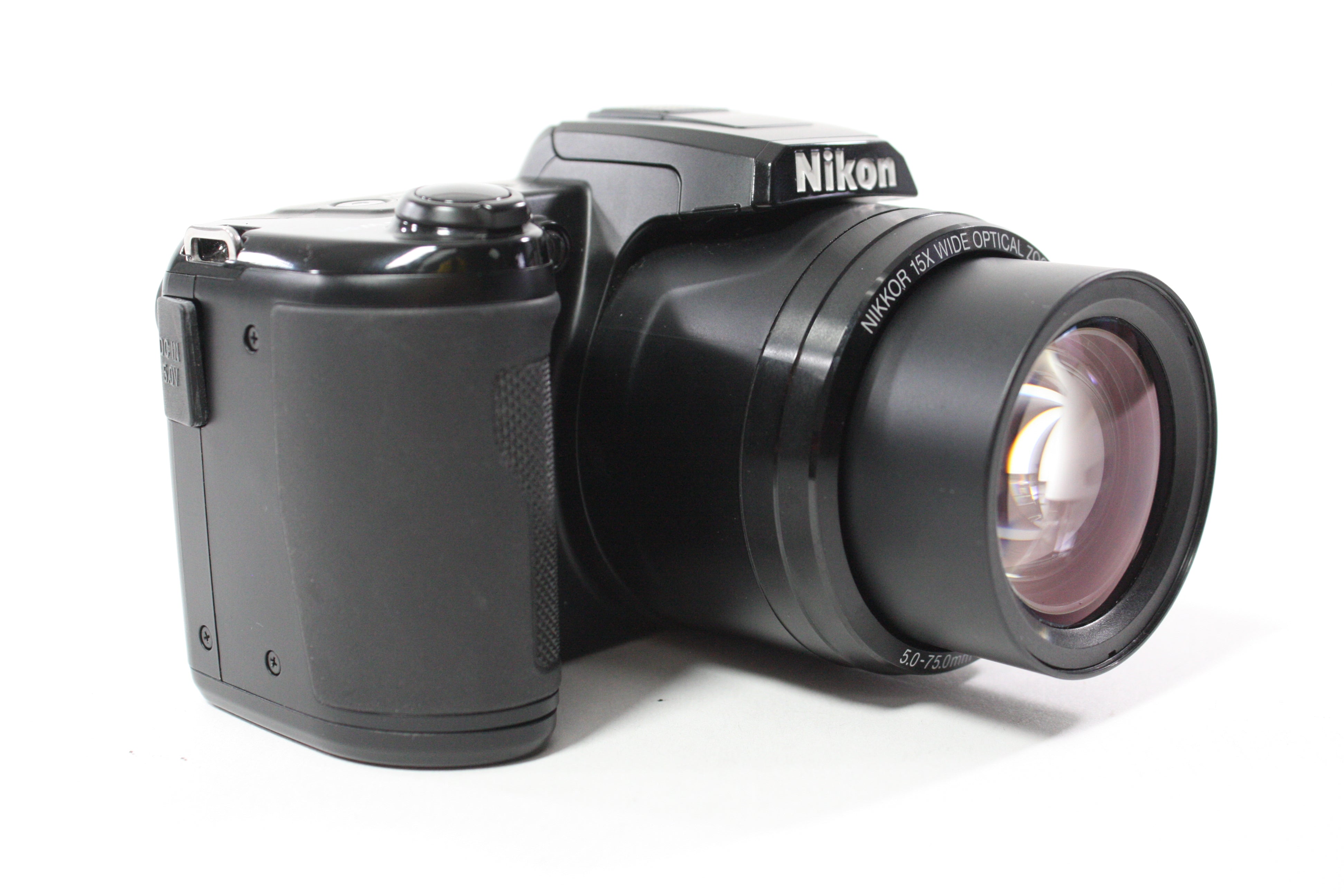 Nikon Coolpix L105 Digital Point and Shoot Camera 15x Zoom 12.1mp