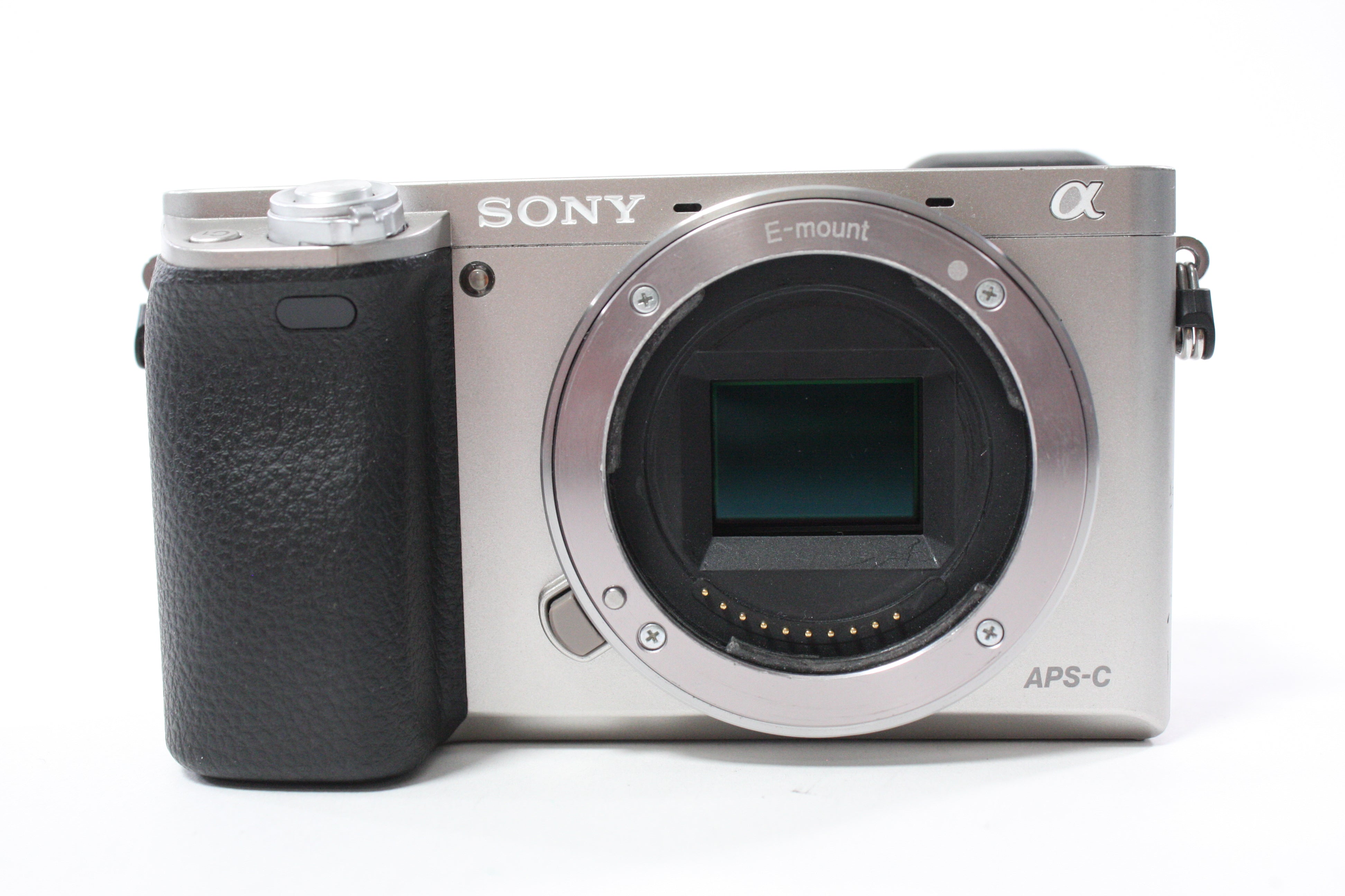 Sony a6000 Digital Mirrorless Camera with 16-50mm f/3.5-5.6 PZ OSS Lens with Shutter Count 13,315