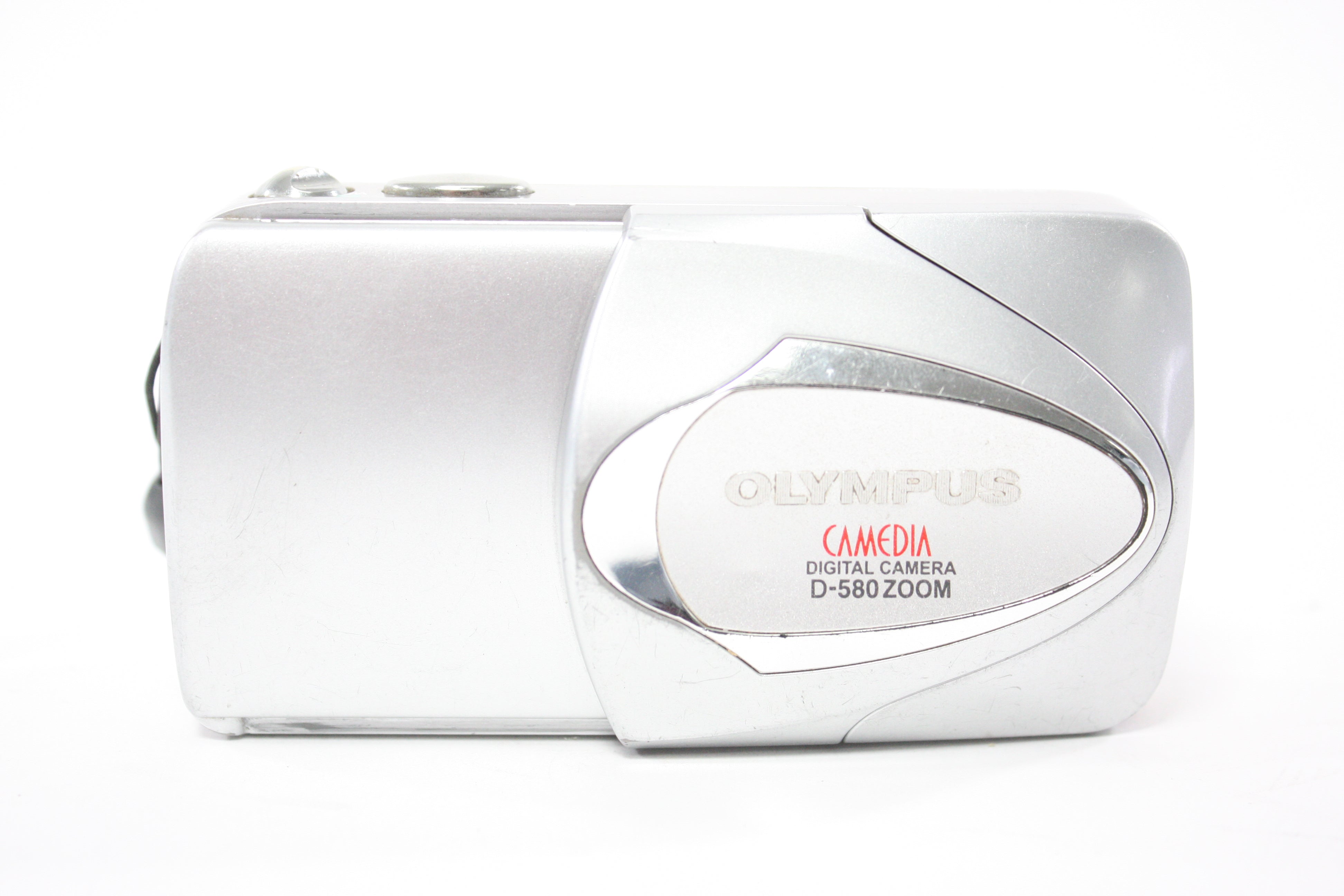 Olympus Camedia  D-560 Zoom Digital Point and Shoot Camera 3x Zoom 3.2mp (Silver)