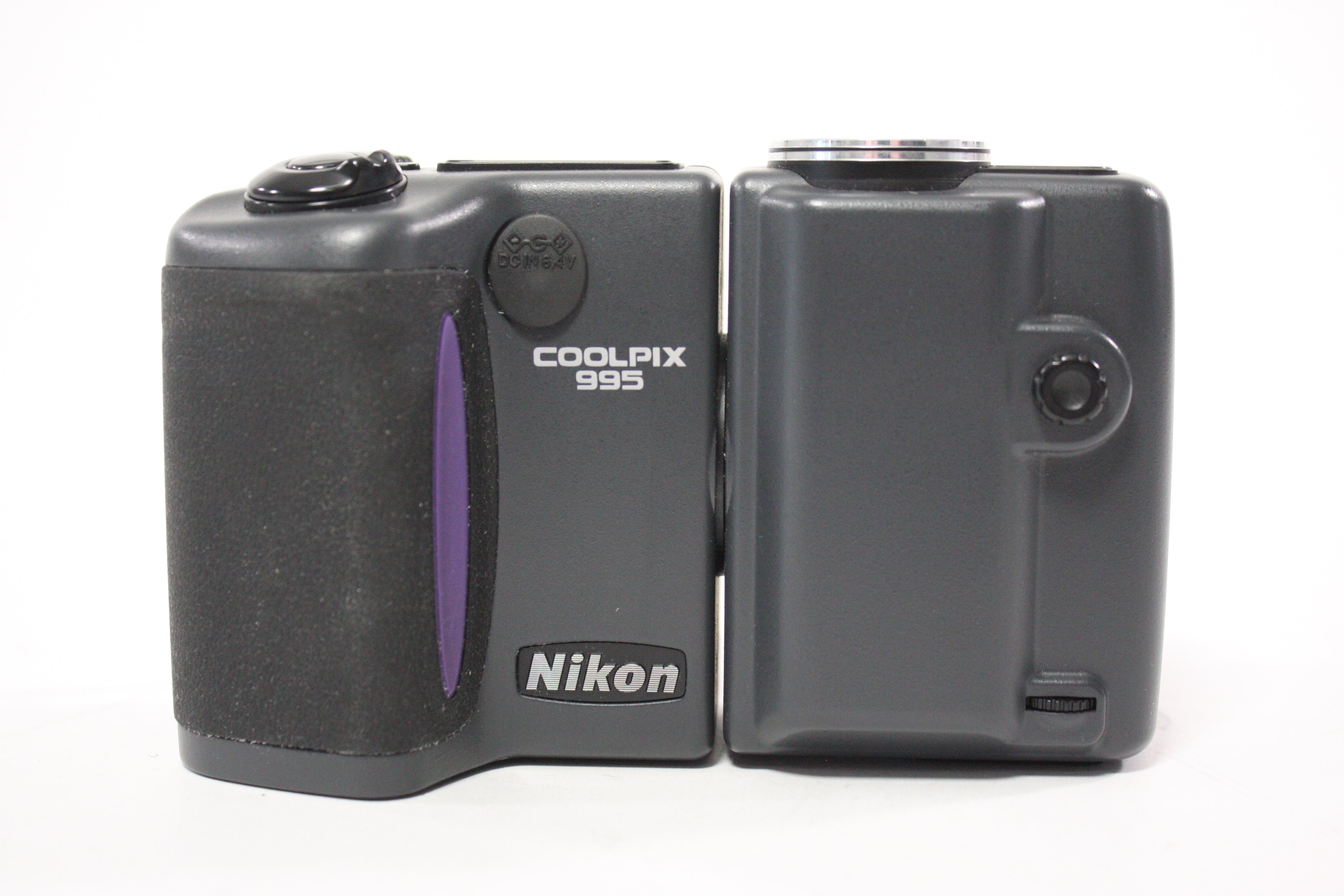 Nikon Coolpix E995 Digital Point and Shoot Camera