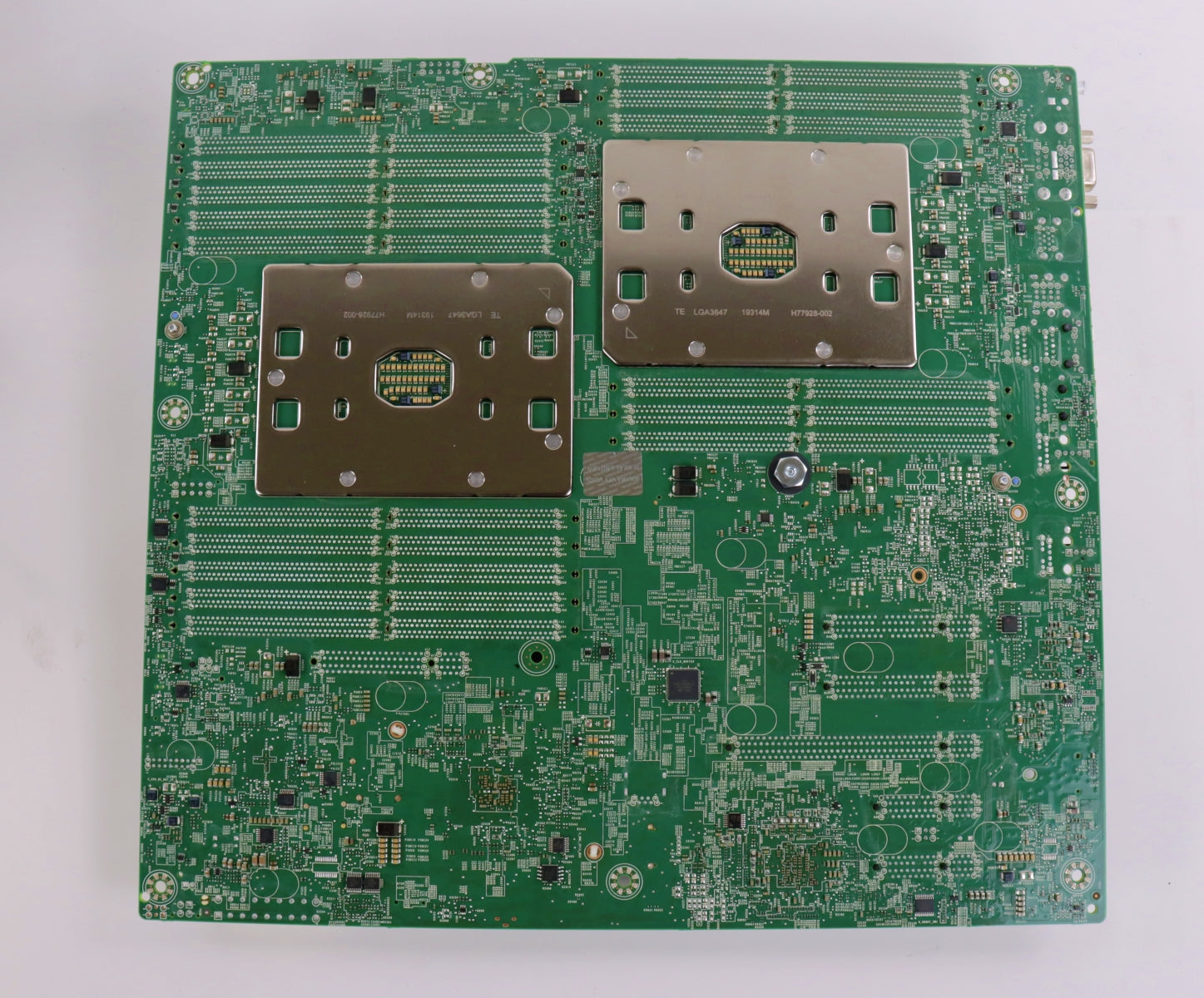 Dell EMC Poweredge T440 LGA3647 DDR4 Server Motherboard 2KM69 w/ Heatsinks 489KP