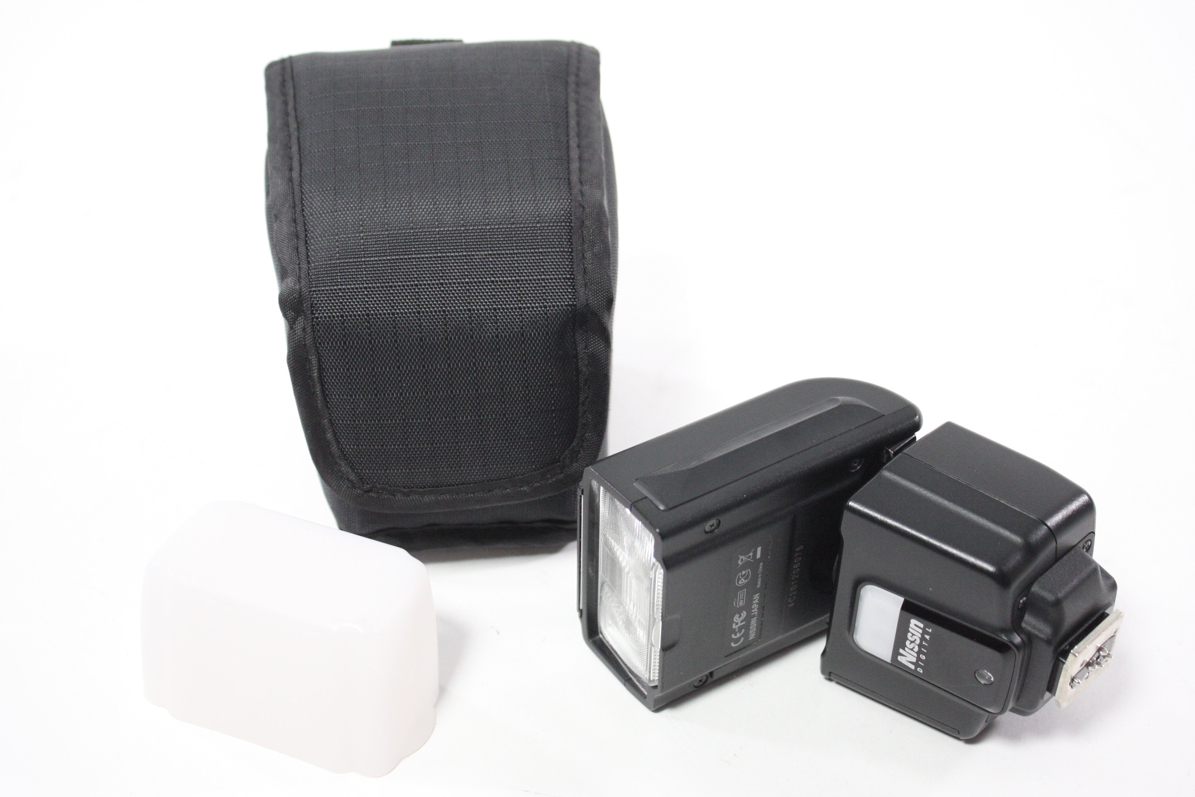 Nissin i40 Flash for Fuji X