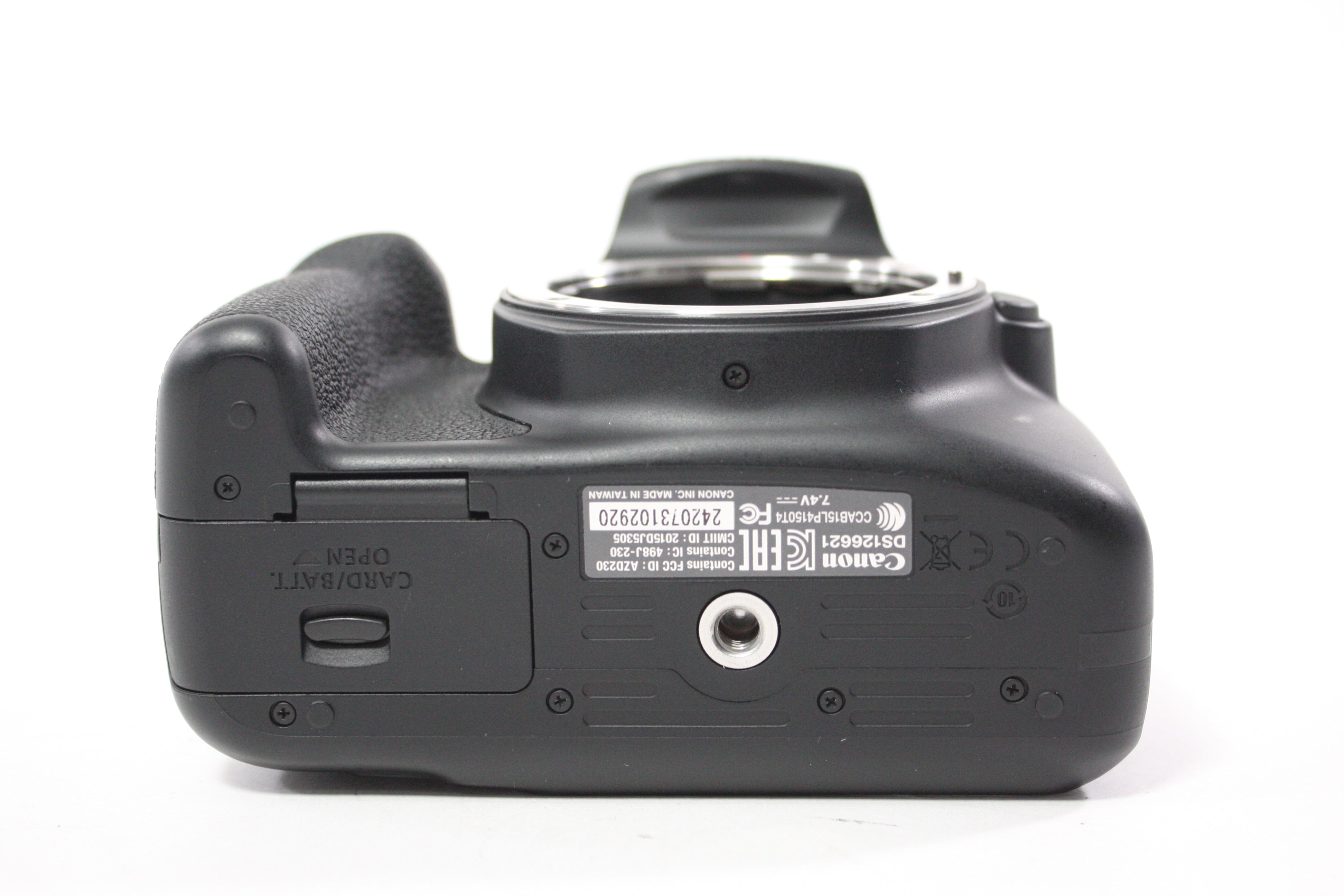 Canon EOS Rebel T6 DSLR Camera with 18-55mm f/3.5-5.6 IS II EF-S Lens With Shutter Count  2,368