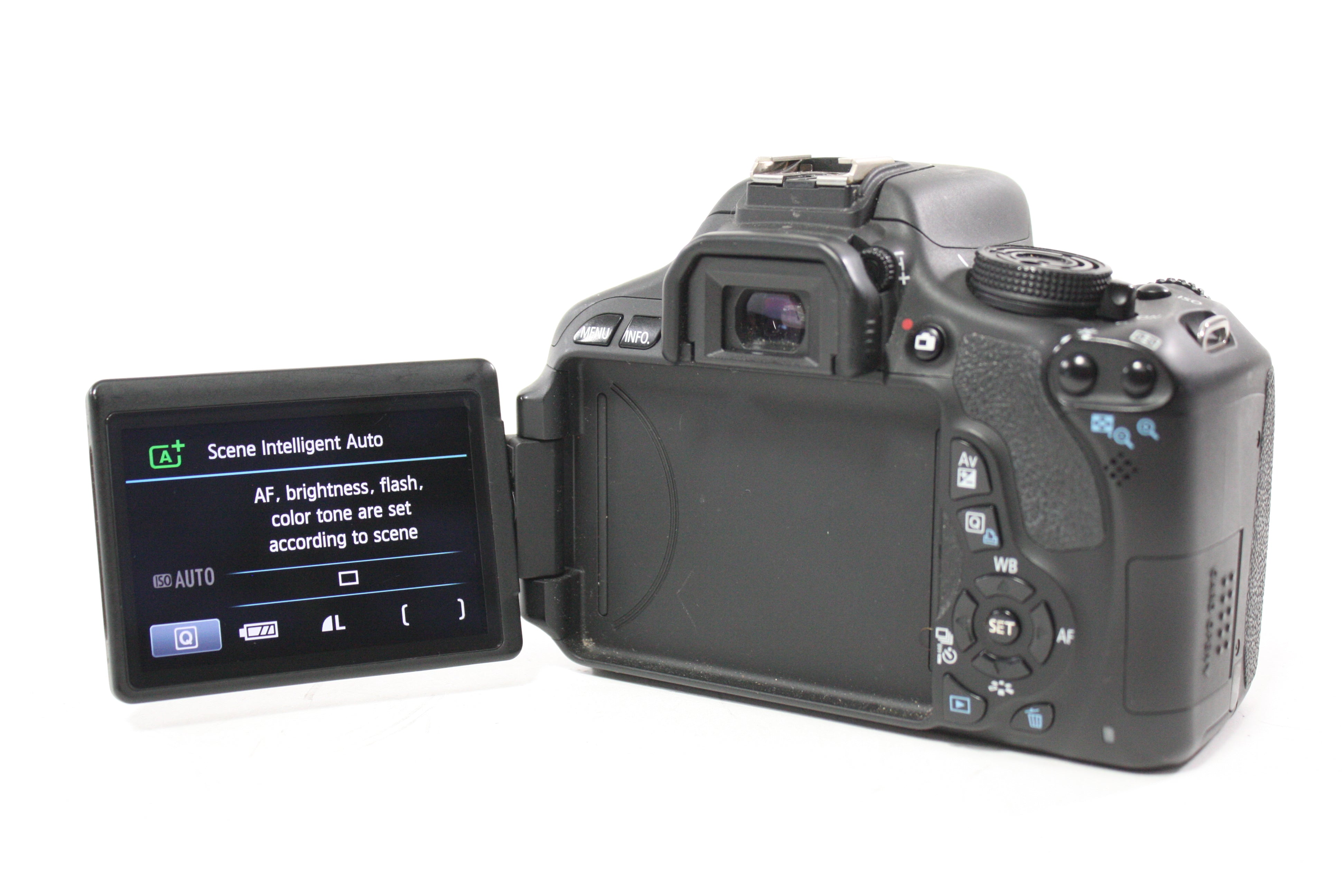 Canon EOS Rebel T3i DSLR Camera with 18-55mm f/3.5-5.6 EF-S IS II Lens with Shutter Count 8,778 (Please Read)