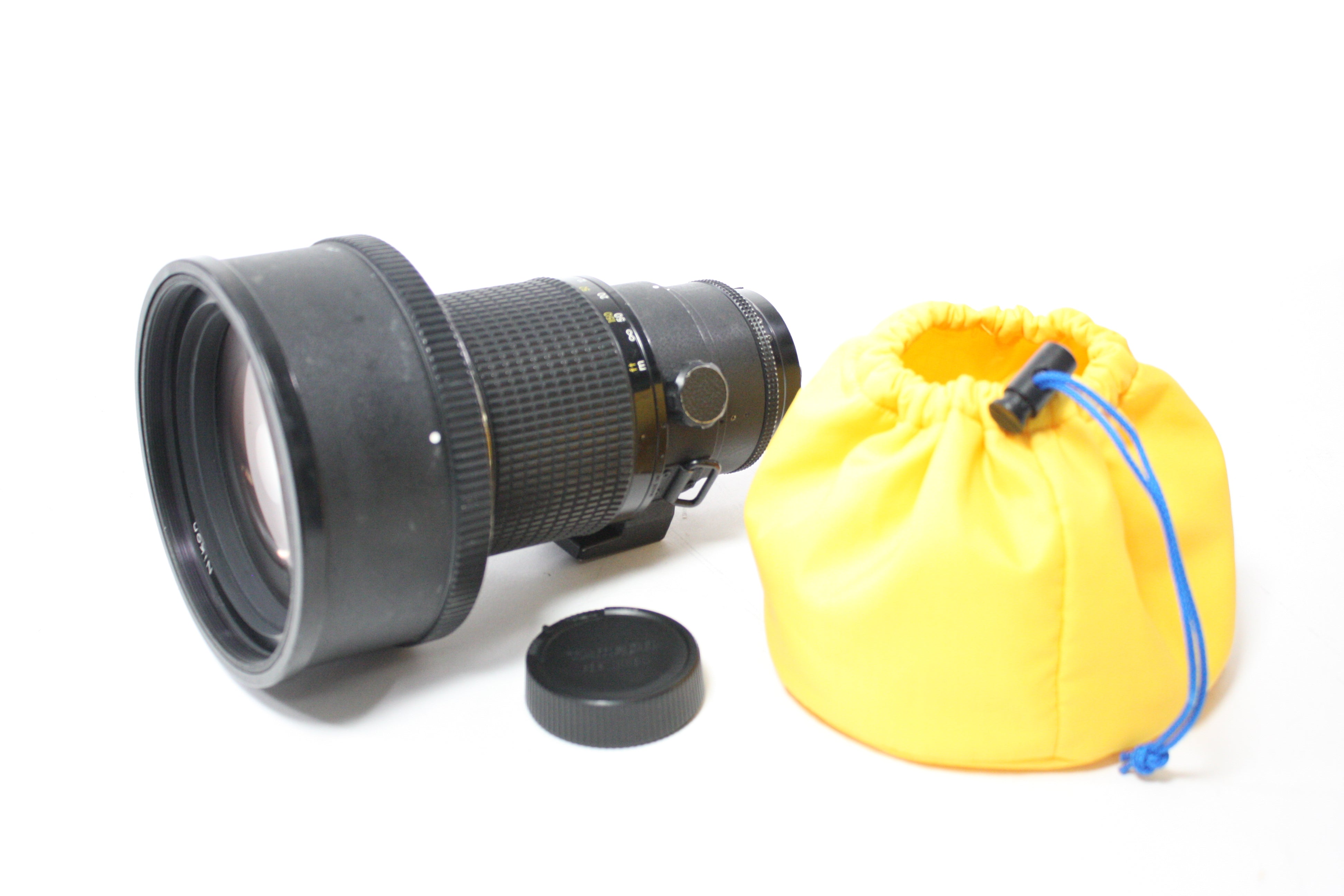Nikon 200mm f/2 Nikkor * ED AI-S Lens for F Mount
