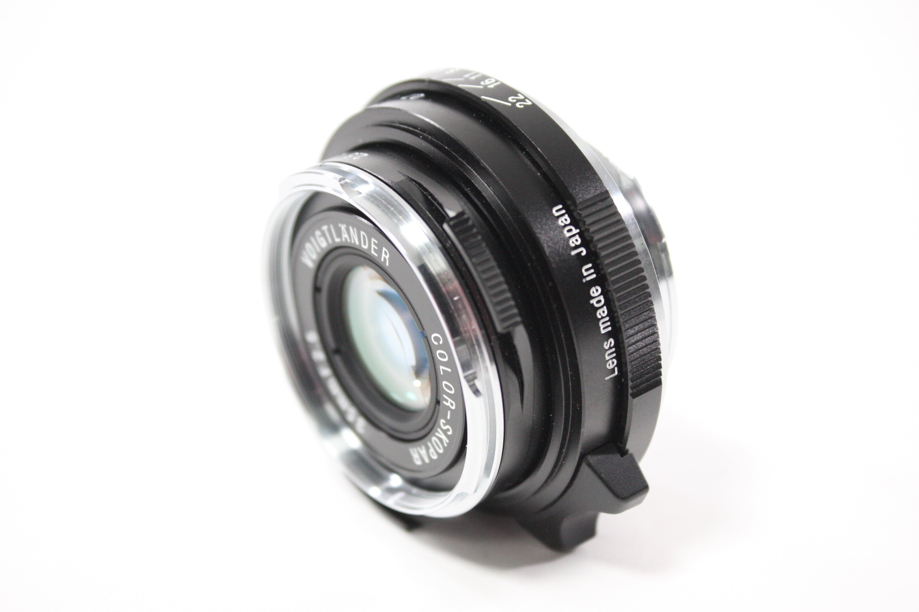 Voigtlander 35mm f/2.5 Color-Skopar Lens for M Mount