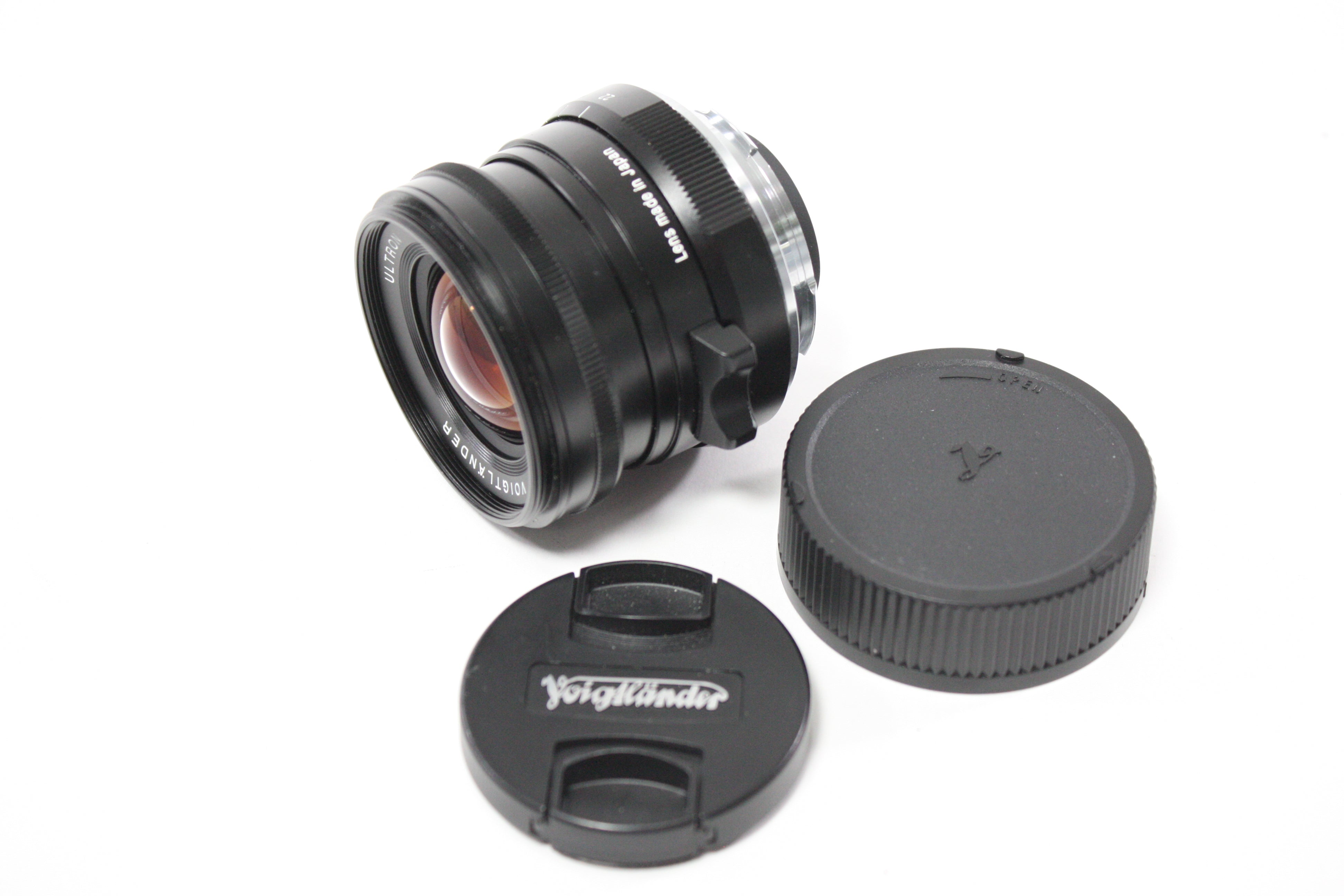 Voigtlander 28mm f/2 Ultron Lens for Leica M Mount