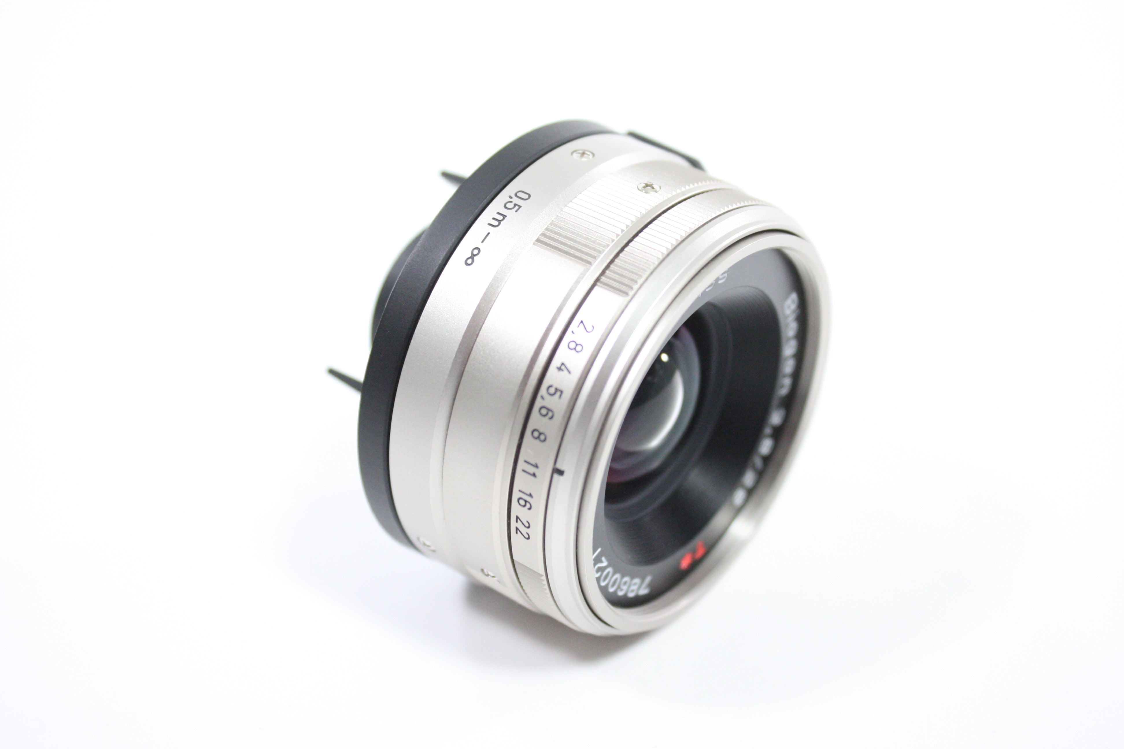 Carl Zeiss 28mm f/2.8 T* Biogon Lens for Contax G Mount