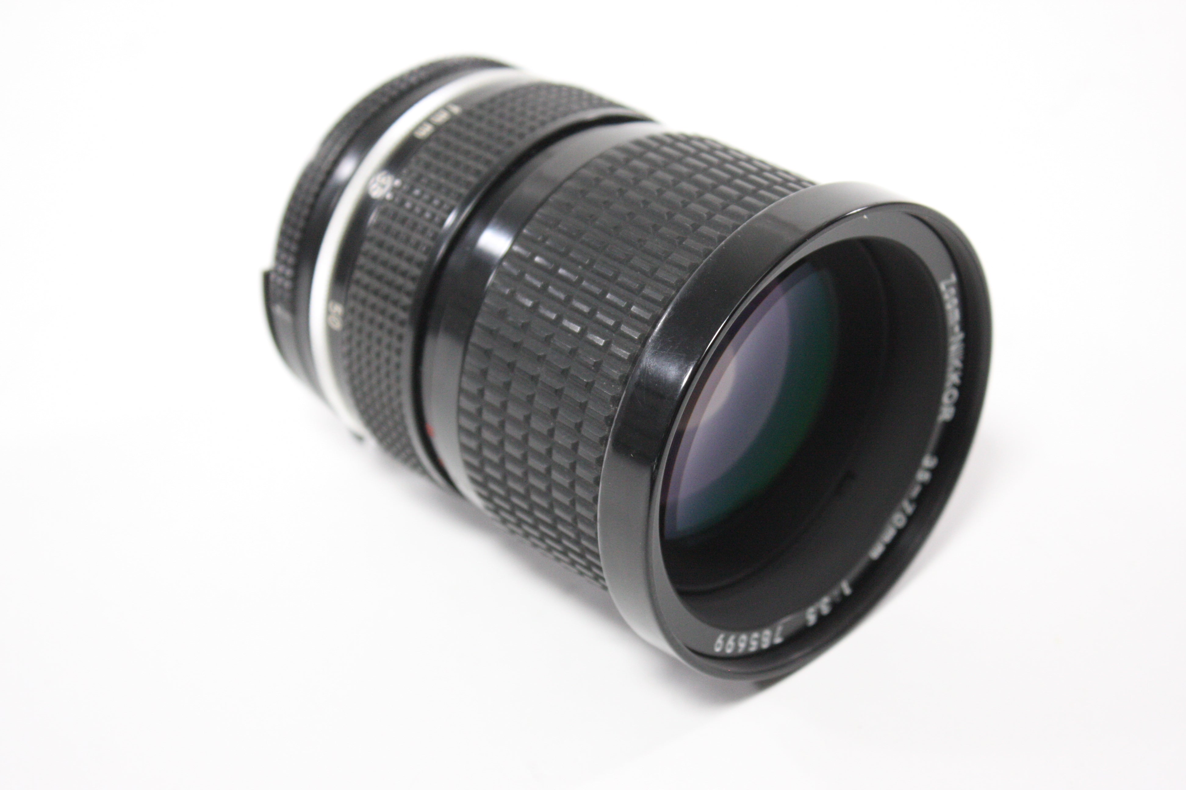 Nikon 35-70mm f/3.5 Zoom-Nikkor AI-S Lens for Nikon F Mount