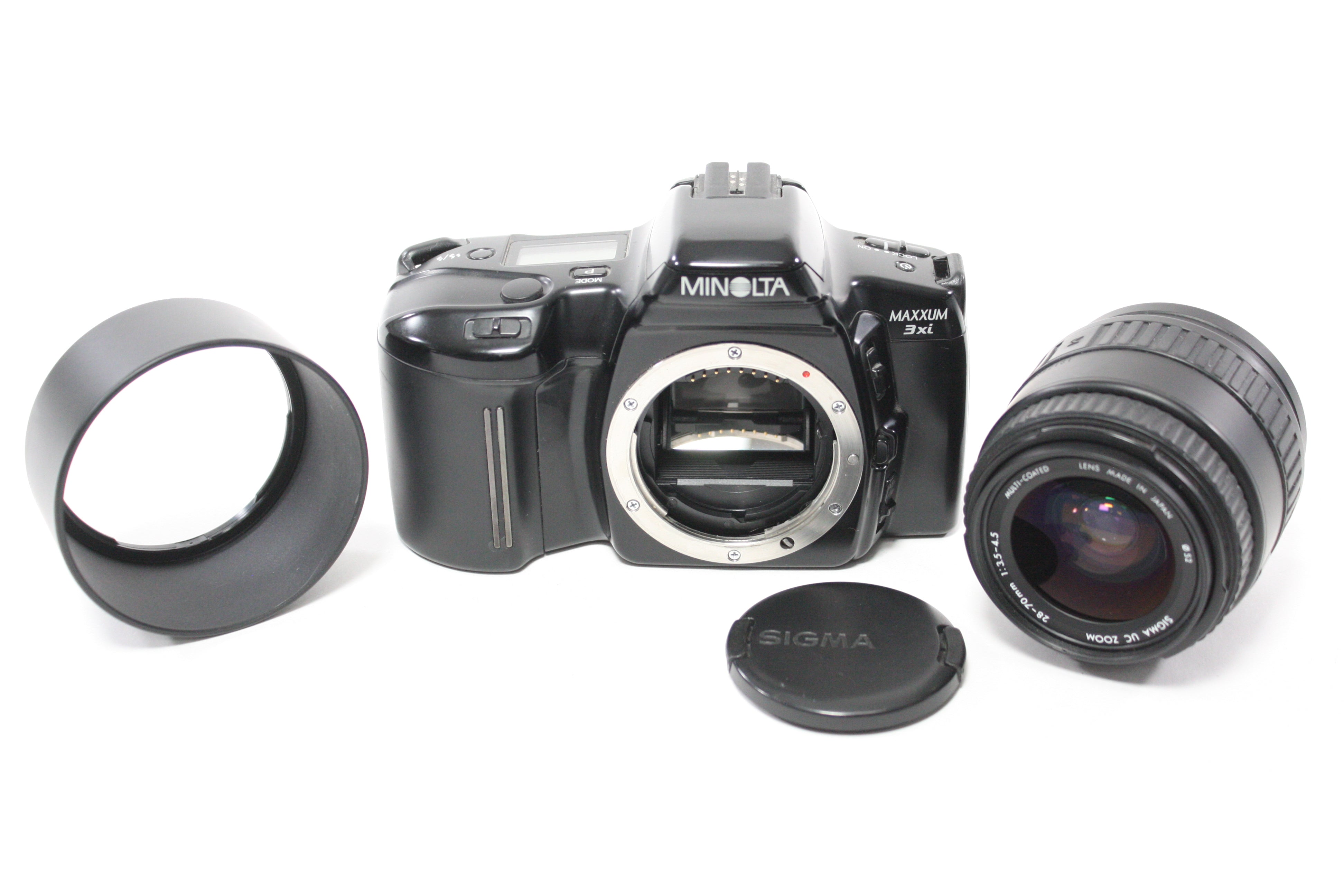 Minolta Maxxum 3xi 35mm SLR Camera with Sigma 28-70mm f/3.5-4.5 UC Zoom Lens