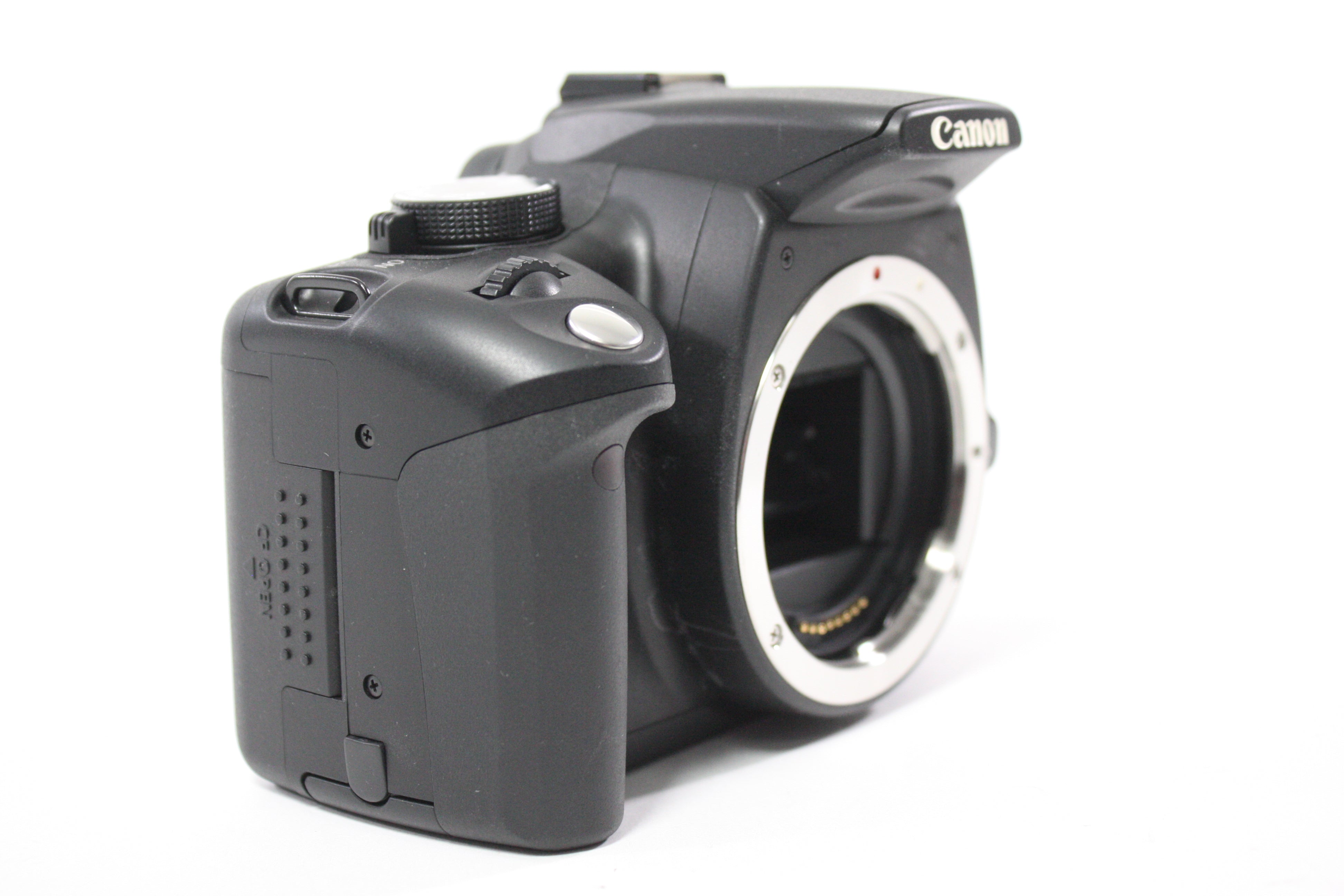 Canon Rebel XT DSLR Camera with 18-55mm f/3.5-5.6 II EF-S Zoom Lens