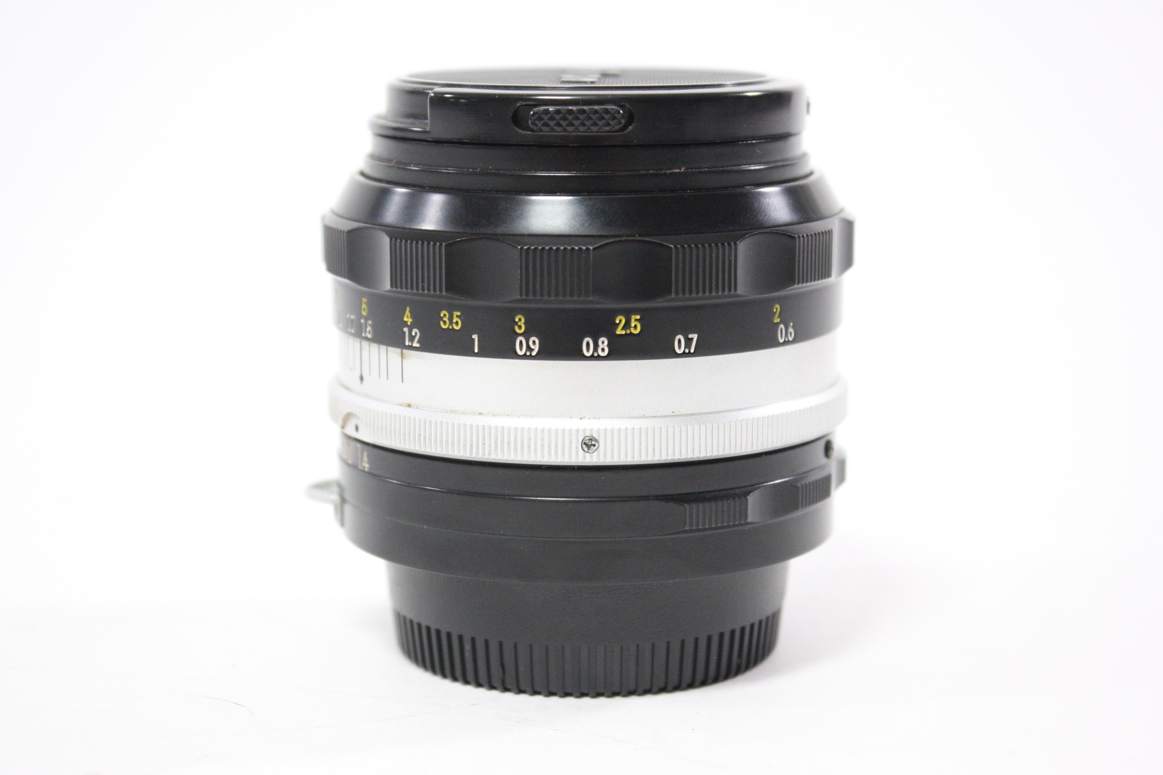 Nikon 50mm f/1.4 Nikkor-S.C Auto Non-AI Lens for Nikon F Mount