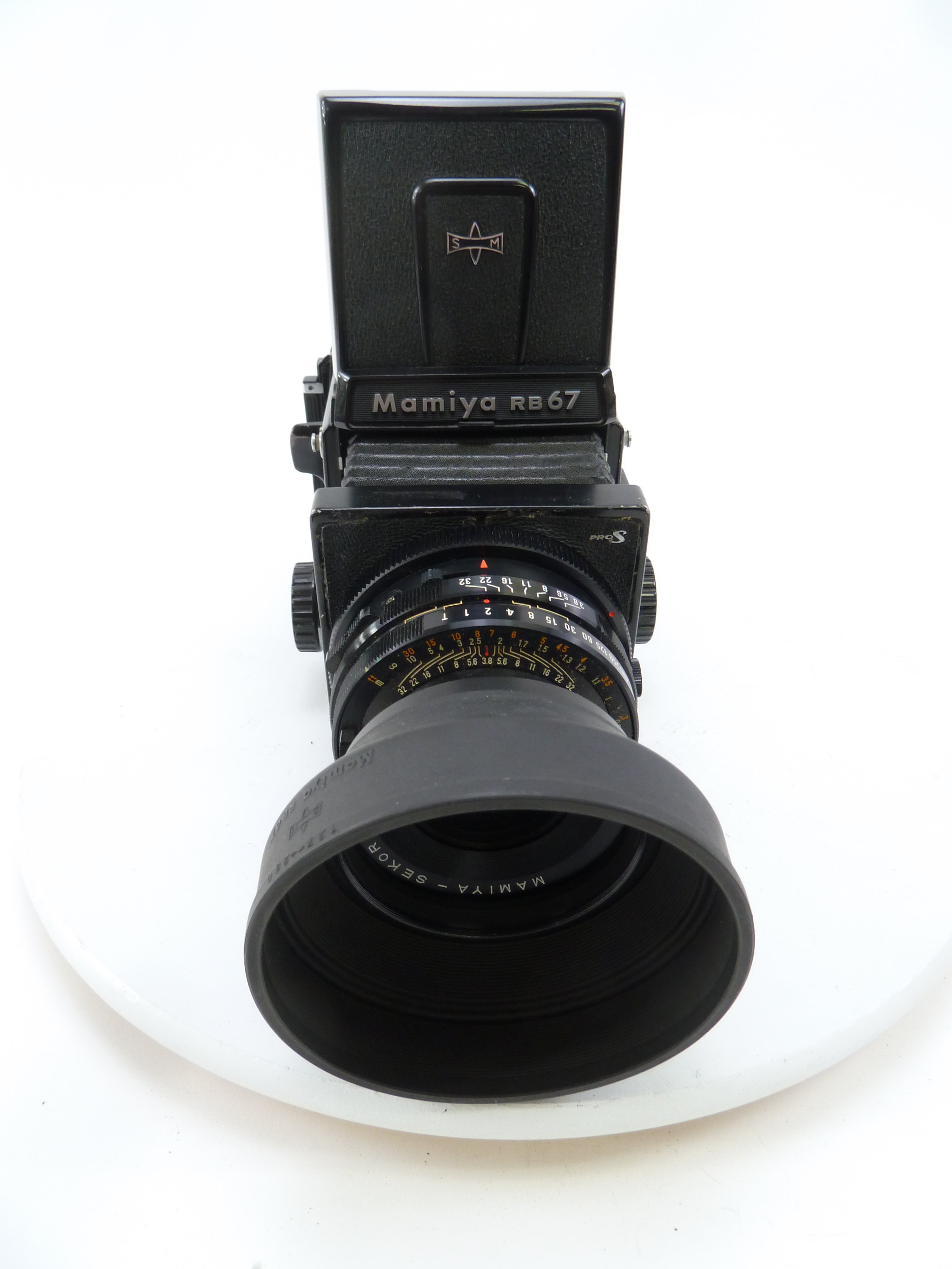 Mamiya RB67 Pro S Camera Outfit with 90MM F3.8 Lens, Pro S 120 Film Back, and WLF