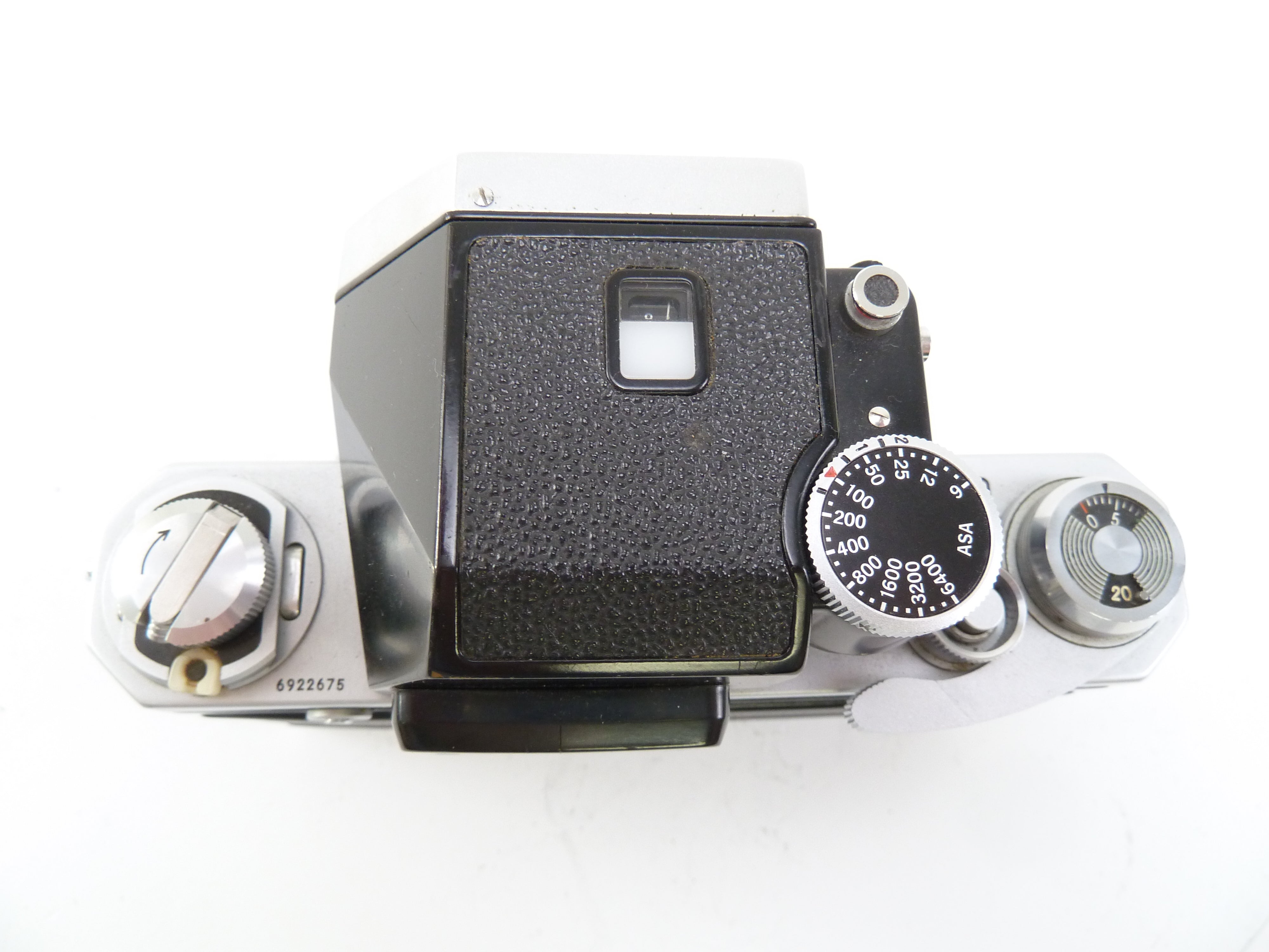 Nikon F 35mm SLR Camera Body with Type A Focusing Screen and Photomic FTn Finder