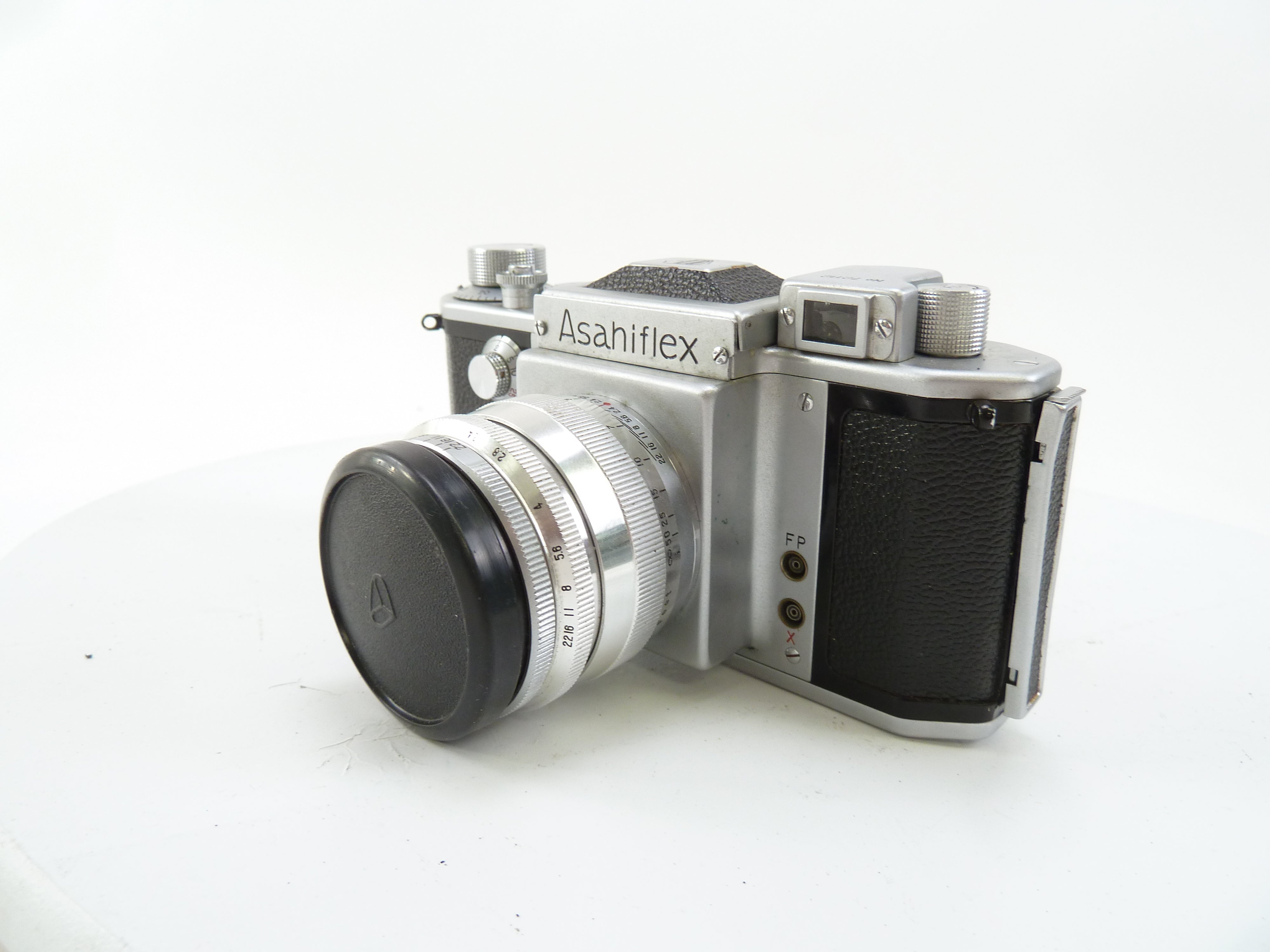 Asahiflex 35MM Camera with 58MM f2.4 Takumar Lens
