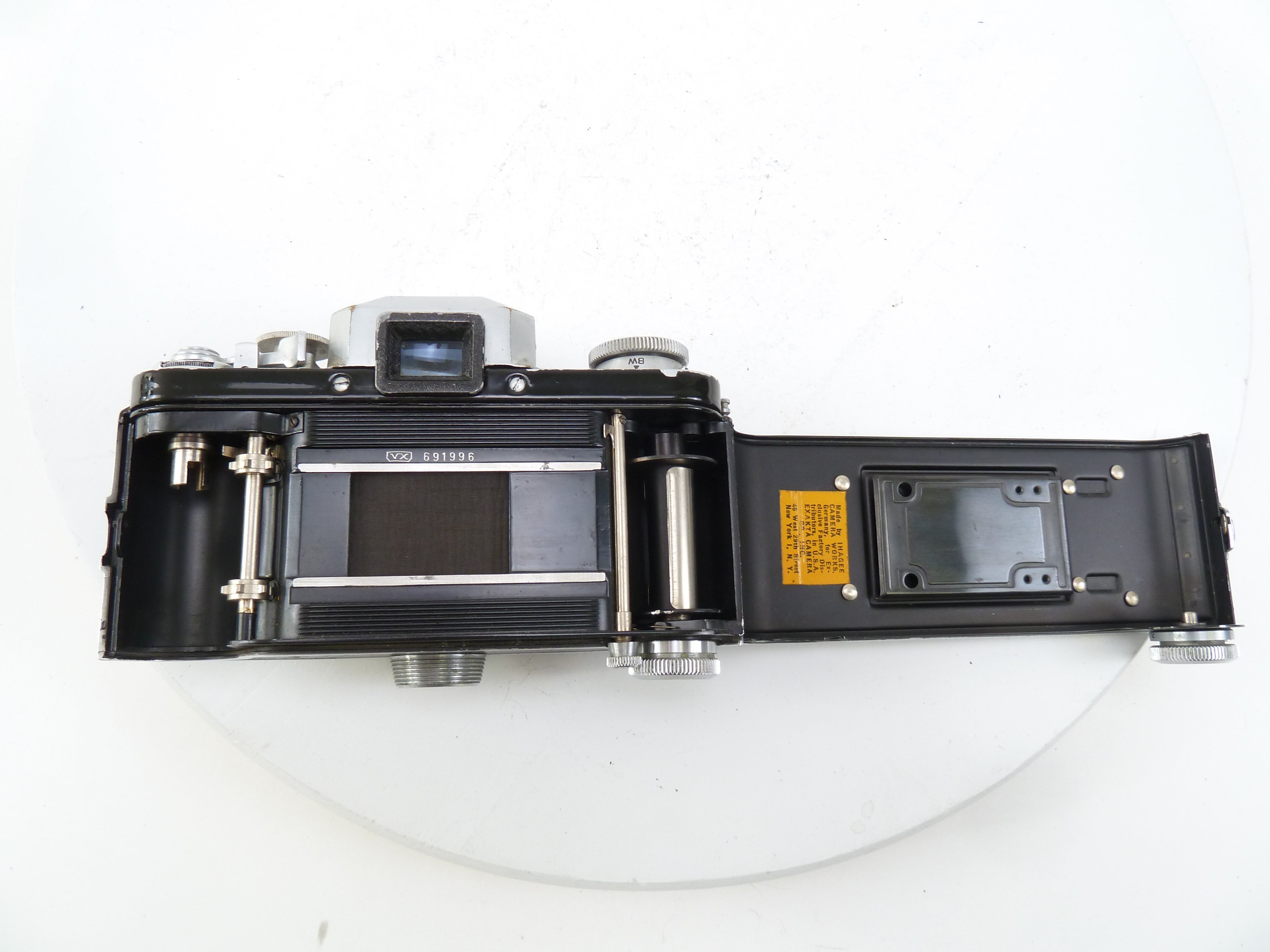 Exakta VX Chrome body