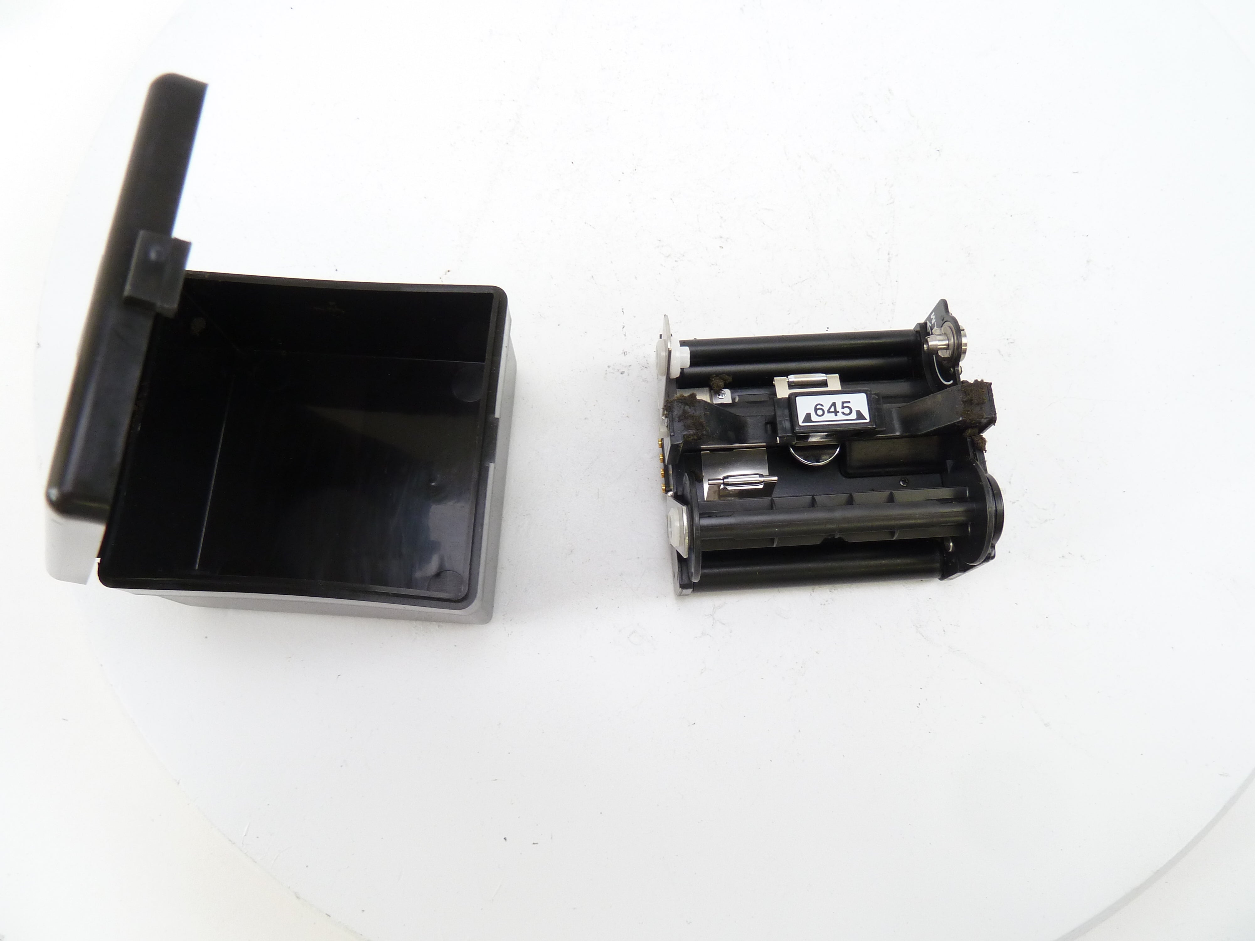 Mamiya 645 AF 120/220 Roll Film Holder with case