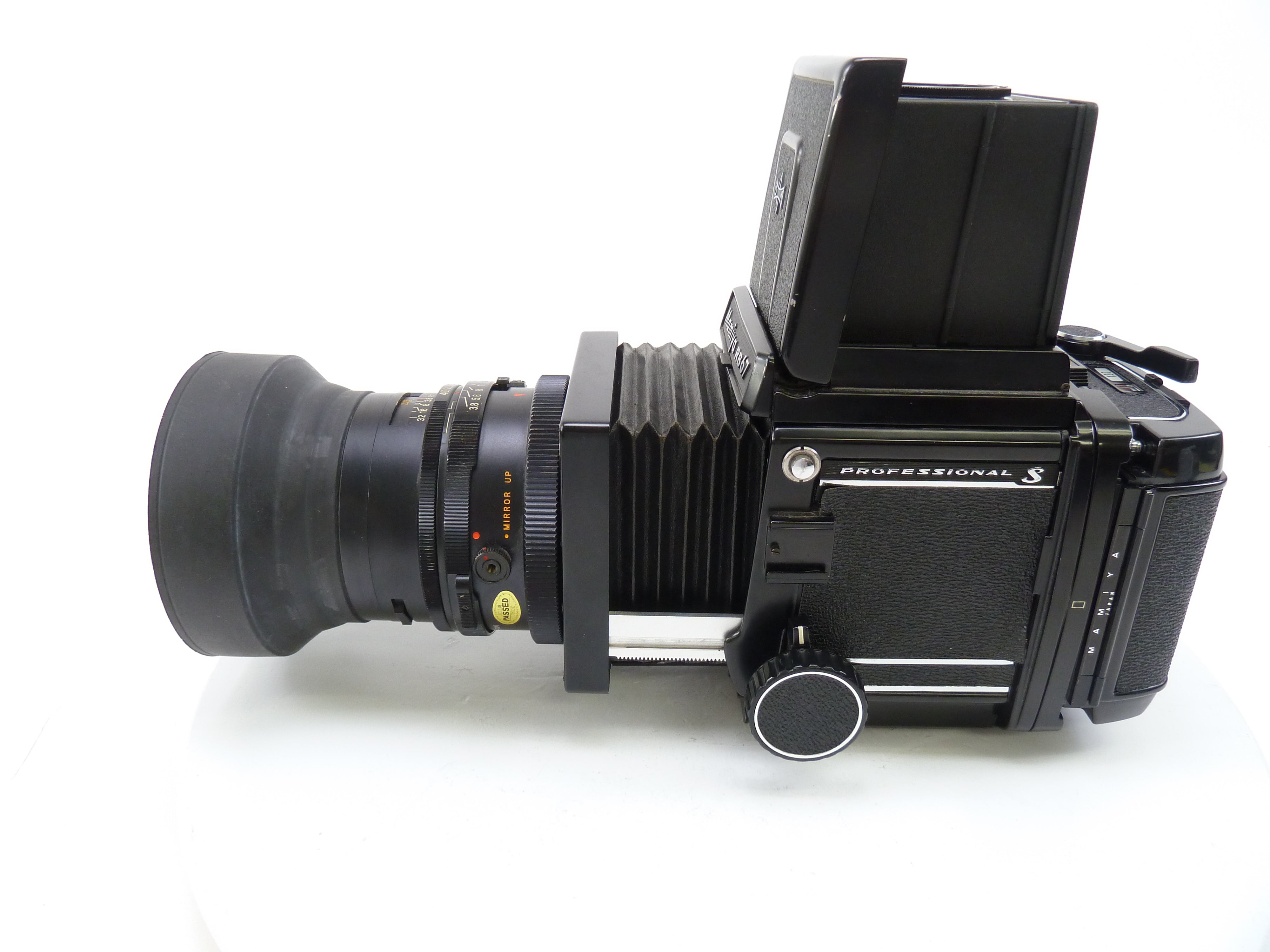 Mamiya RB67 Pro S Camera Outfit with 90MM F3.8 C Lens, Pro S 120 Back, and WLF