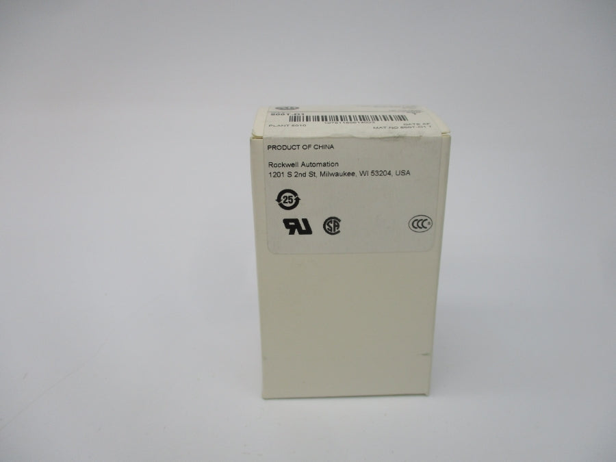 ALLEN BRADLEY 800T-D1 SER. T (WH) NSFS