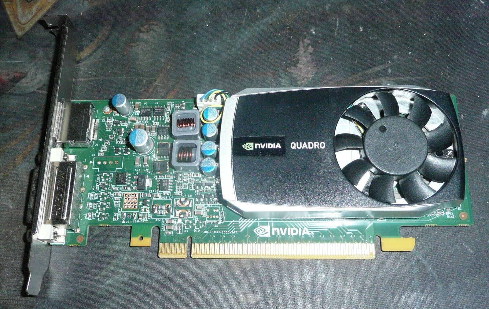 PNY VCQ600-T 1GB nVIDIA (HP 612951-001 / 616174-001) Quadro 600 128-Bit DDR3 PCI-E Low Profile Graphics Card- VCQ600-T