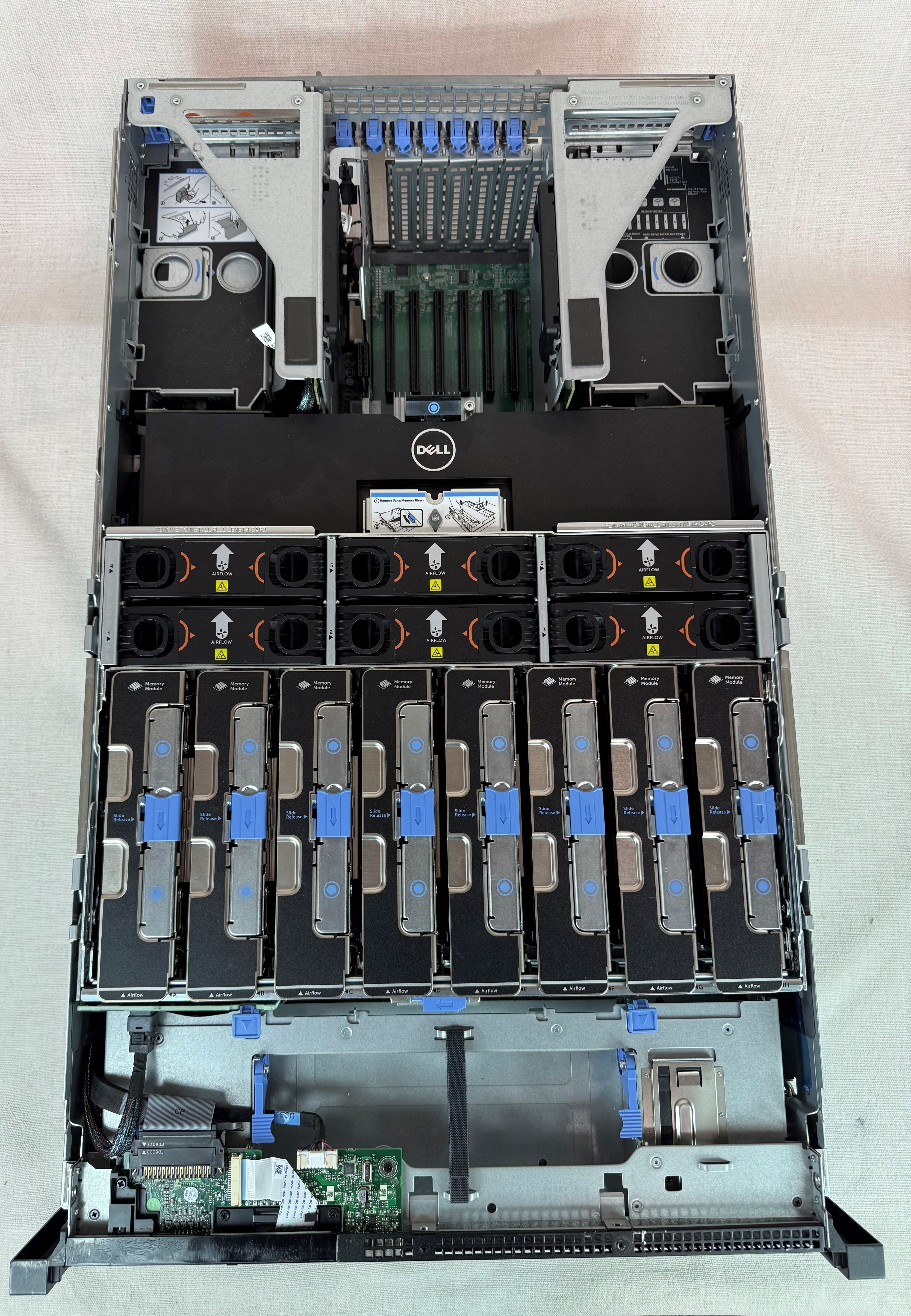 Dell PowerEdge R930 4x 2.5” 4U CTO Server- 4x Heatsink, 2x PSU, iDRAC, MB: Y0V4F
