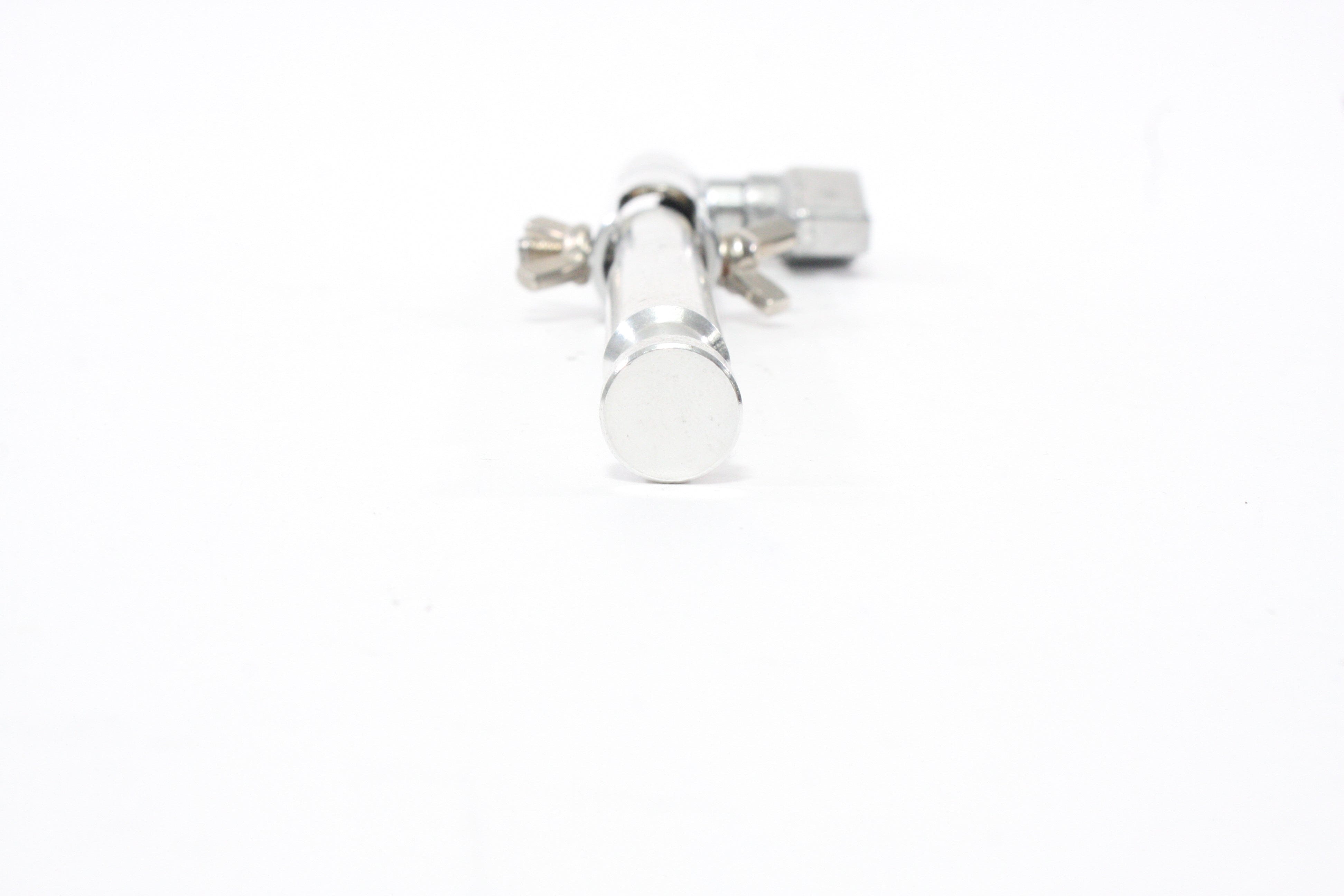 Avenger Baby Drop Down Pin Model E700
