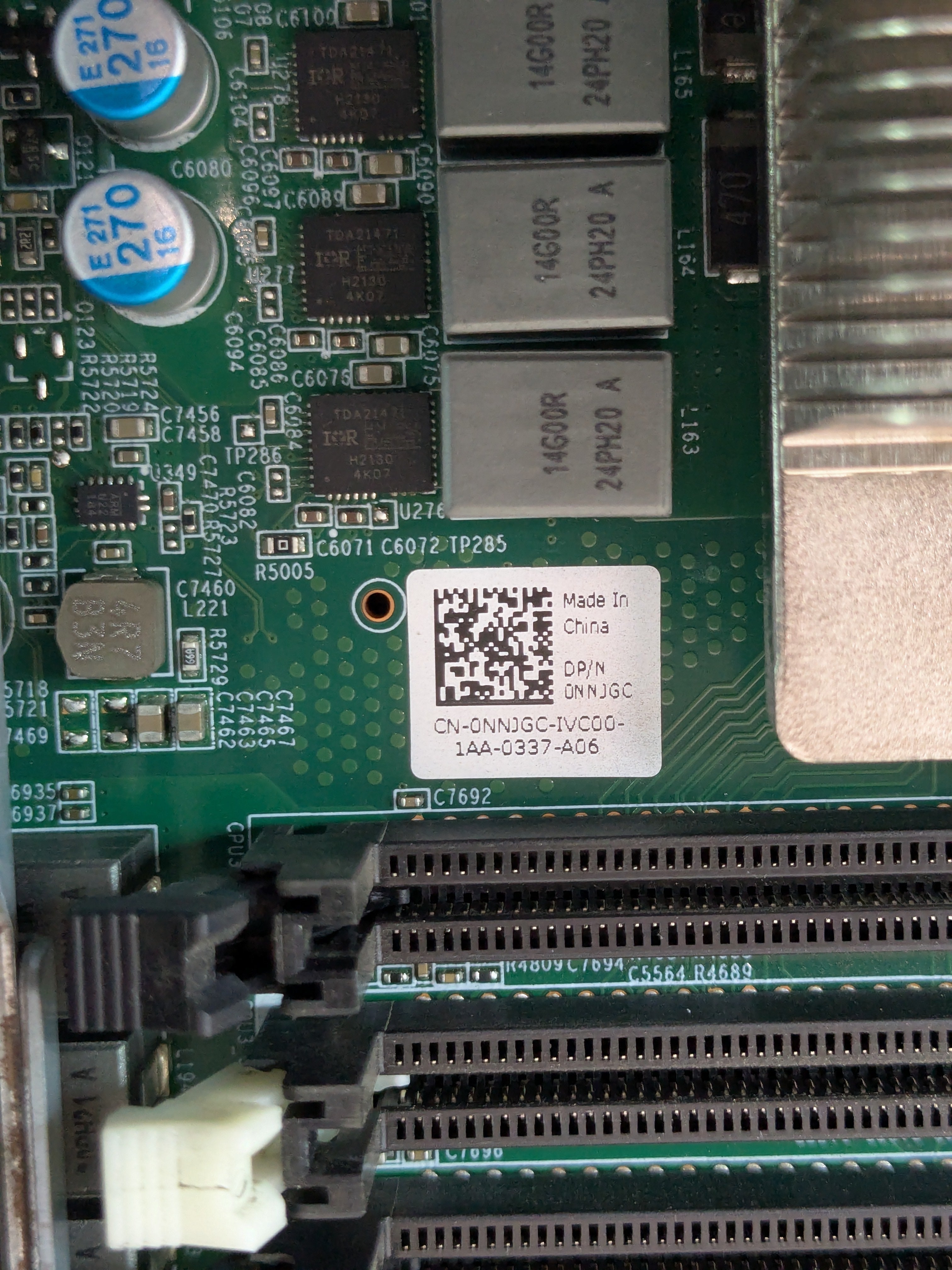 Dell PowerEdge R840 Server 4x Gold 6132 2.6GHz 56 Core 512GB RAM 2x 960GB H740p