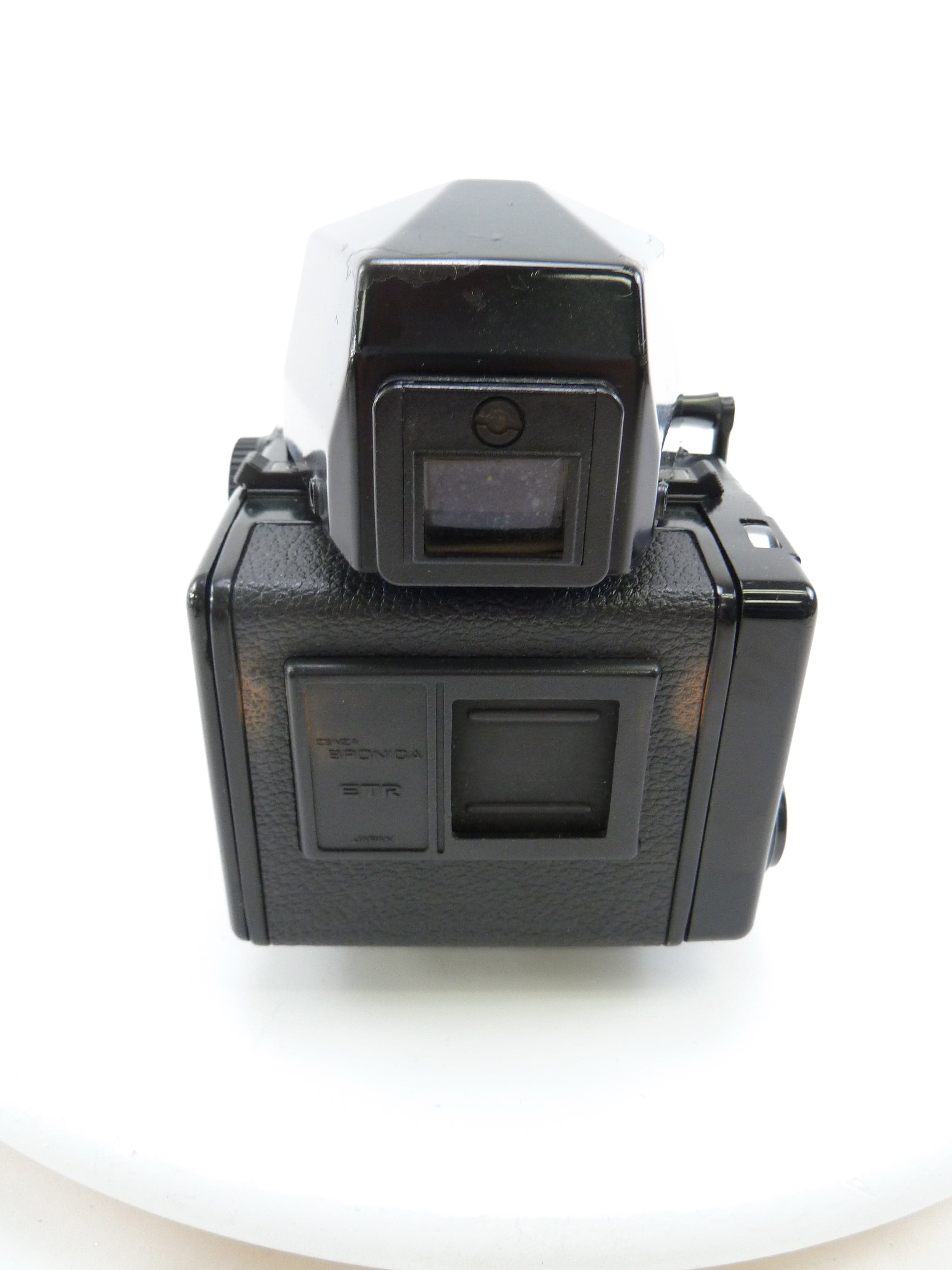 Bronica ETRS Complete Kit with 120 Film Back and 75MM F2.8 Lens  (no dark slide)