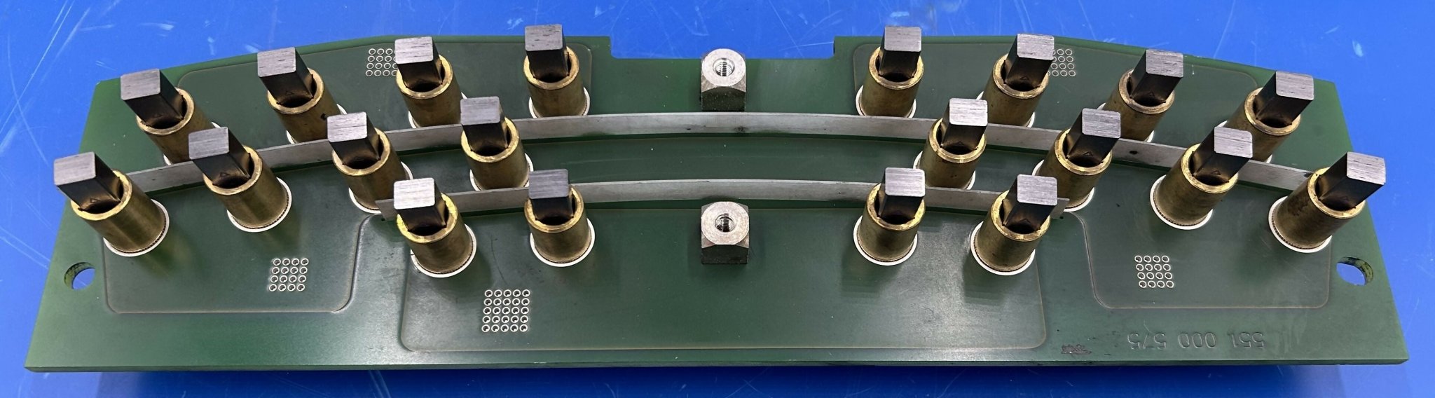 BRUSH BLOCK (07395135/7395135/522300780 SIEMENS