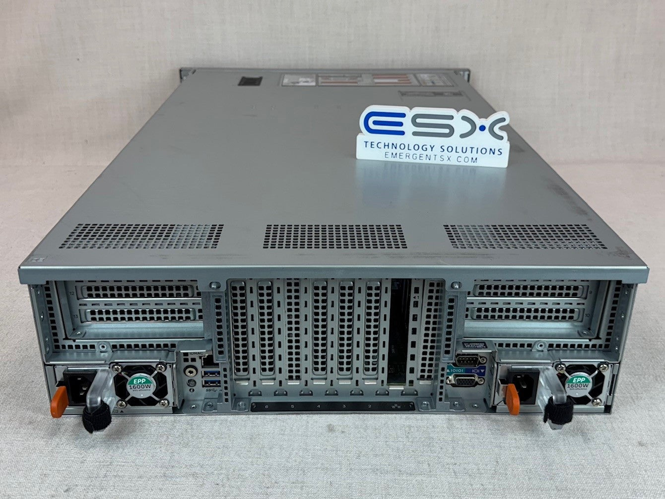 Dell PowerEdge XC940 24x 2.5" Server- 4x 24C Gold 6248R 3.0GHz, 128GB, HBA330