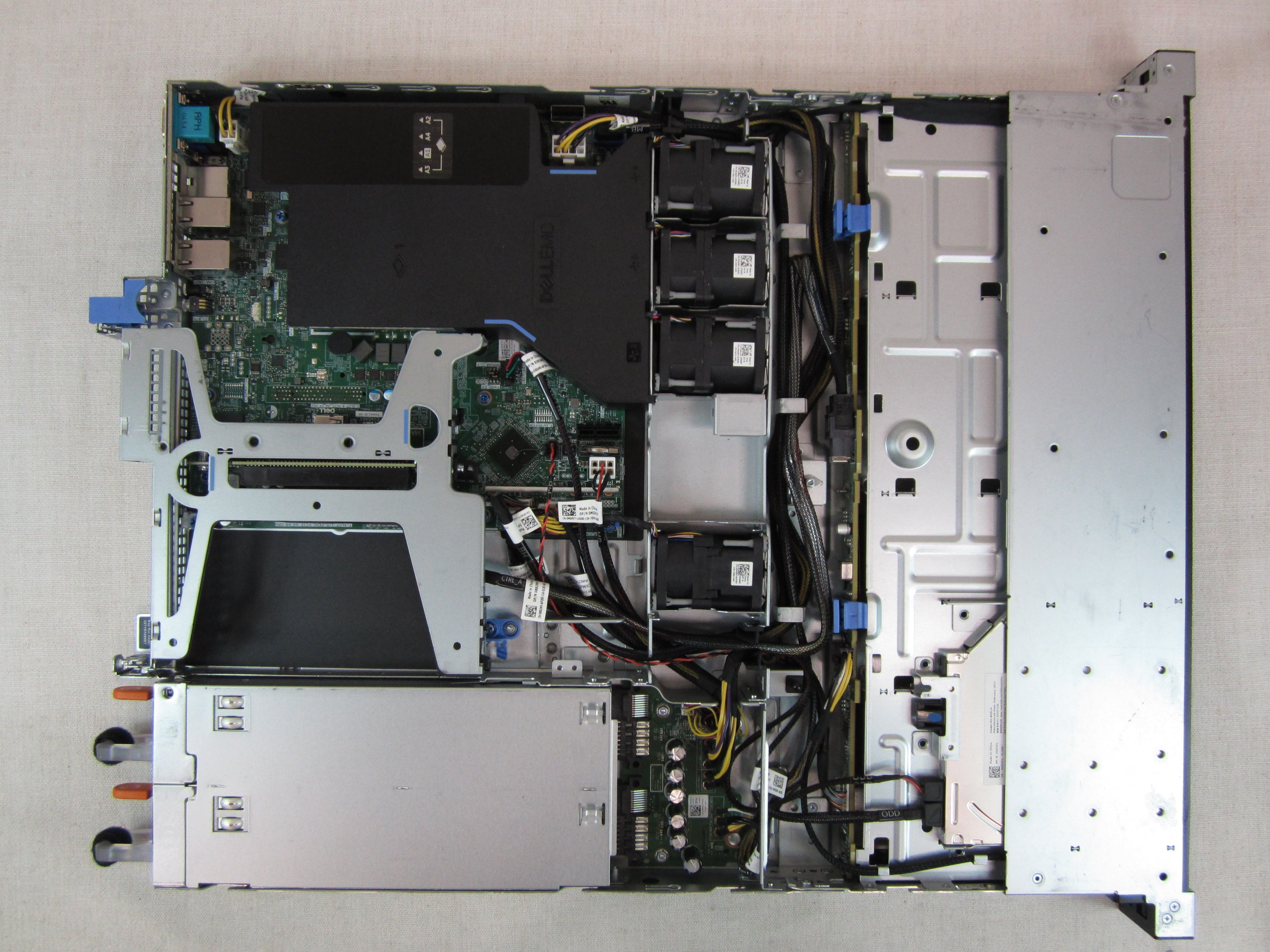 Dell PowerEdge R340 4x 3.5” 1U Server – 1x 4 Core E-2124 3.3GHz, 16GB, H330