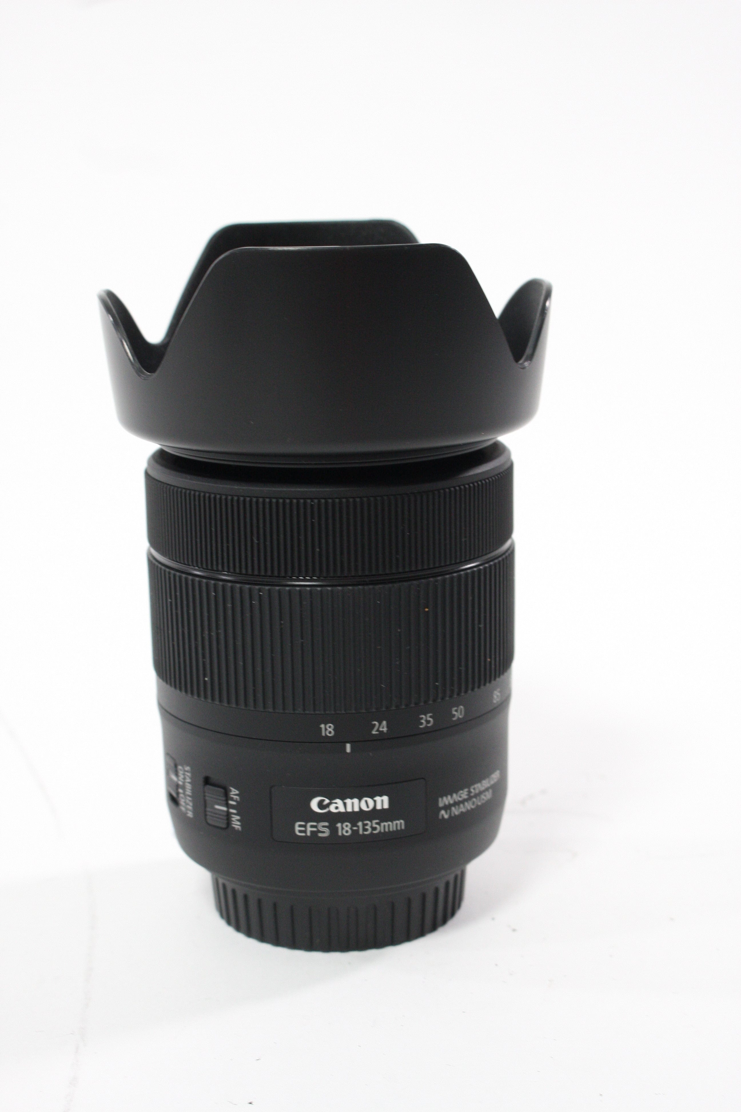 Canon 18-135mm f/3.5-5.6 IS USM Lens for Canon EF-S Mount