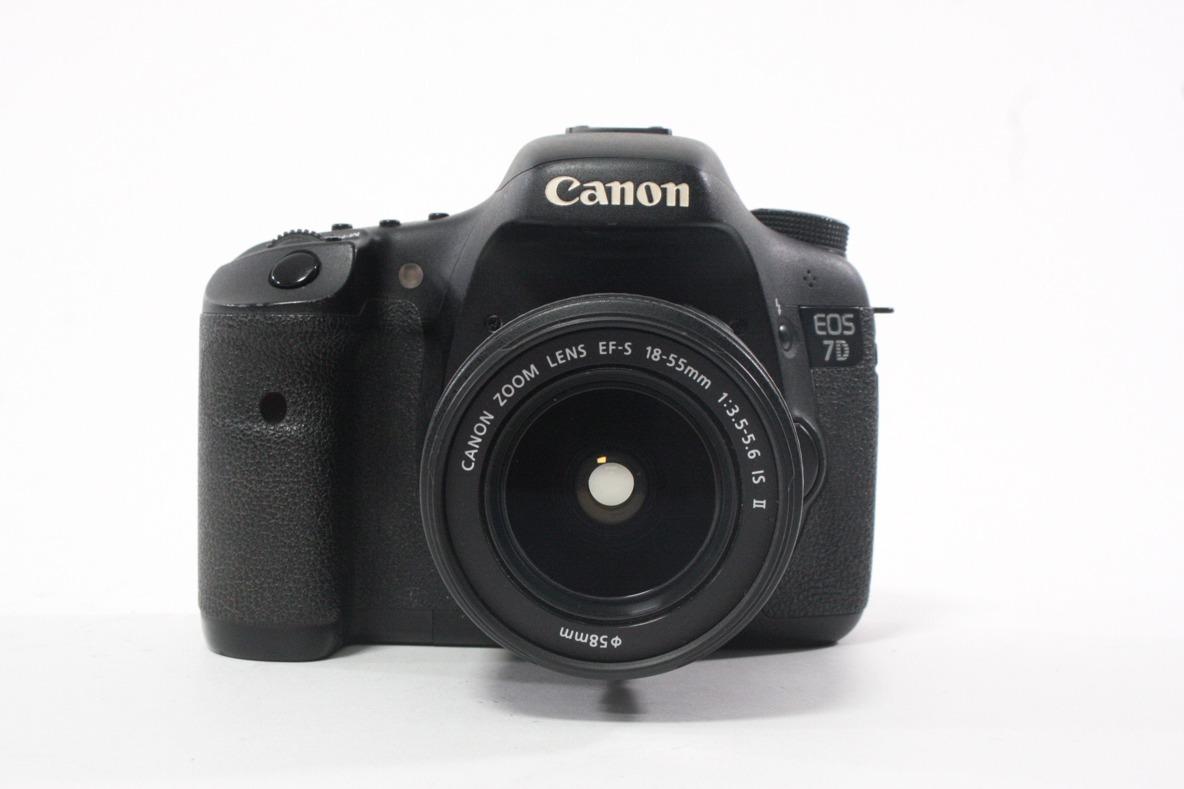 Canon 7D DLSR with 18-55mm f/3.5-5.6 IS II Lens with Shutter Count 59,196 (see details)