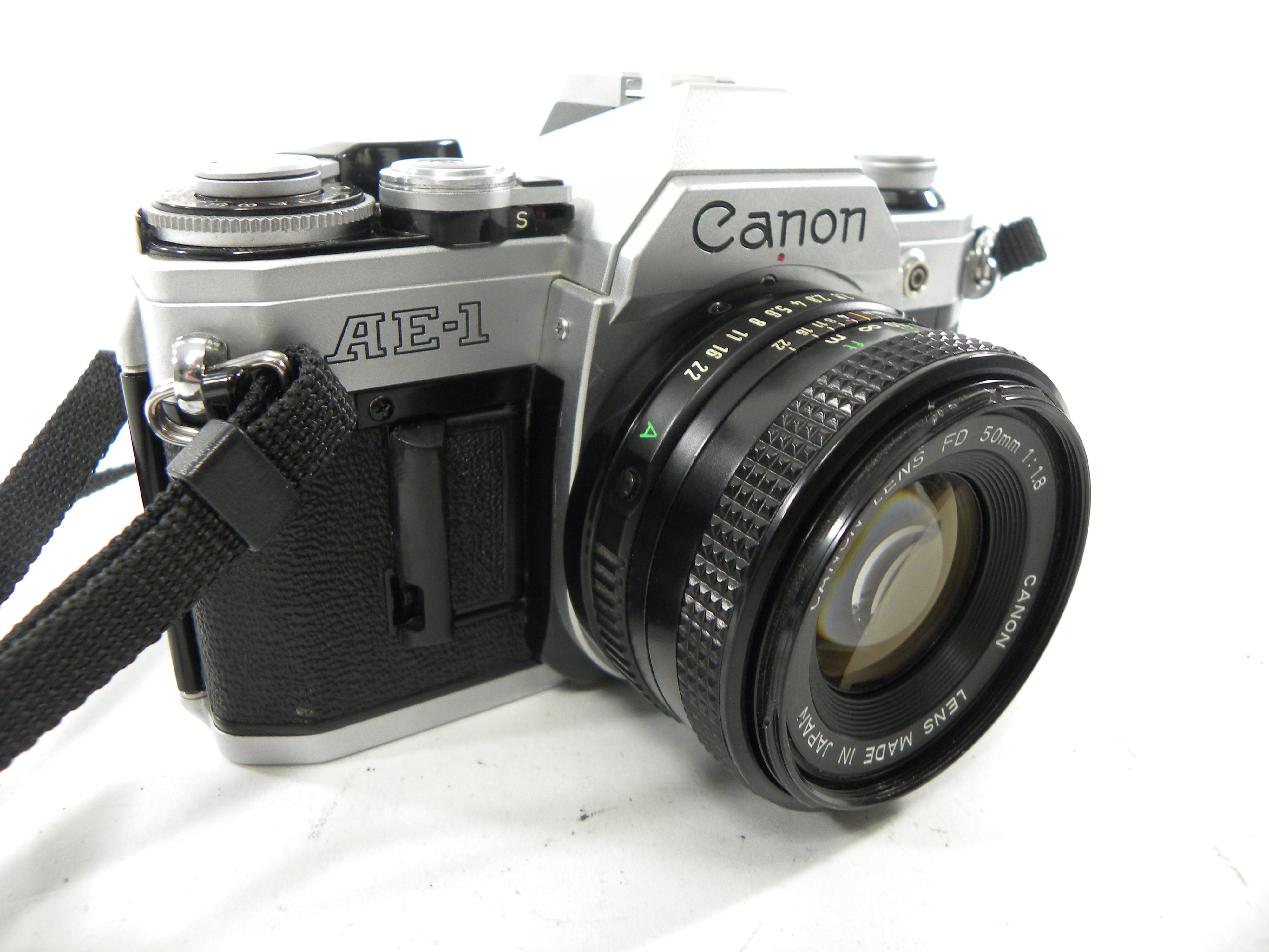 Canon AE-1 35mm SLR w/FD 50mm f1.8