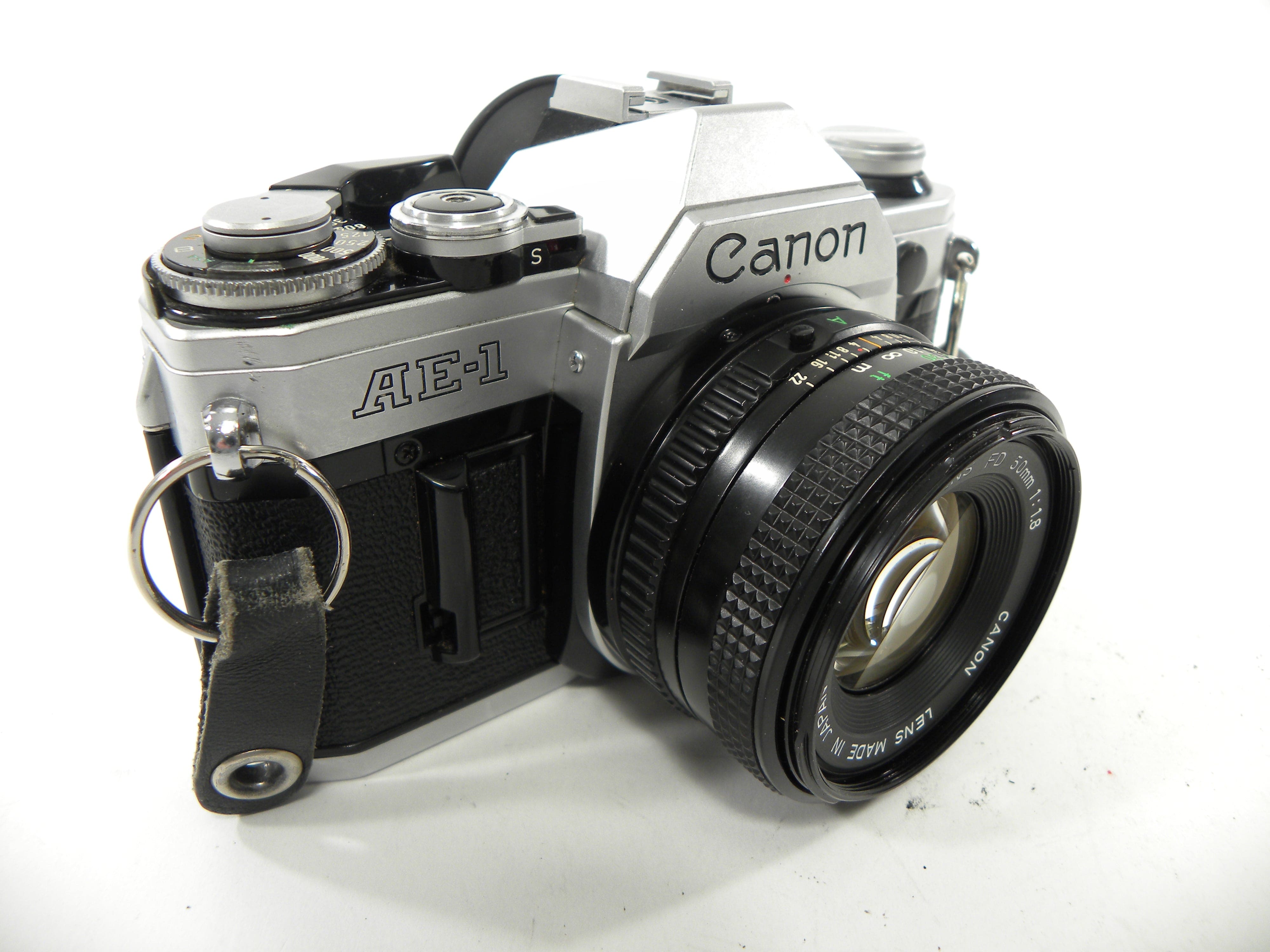 Canon AE-1 35mm SLR w/FD 50mm f1.8